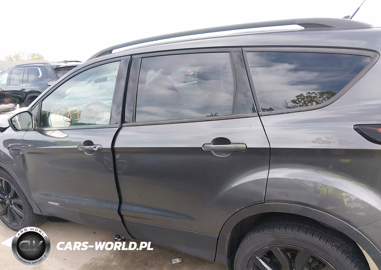 2019 Ford Escape Se VIN:1FMCU9GD0KUC06411 - 14