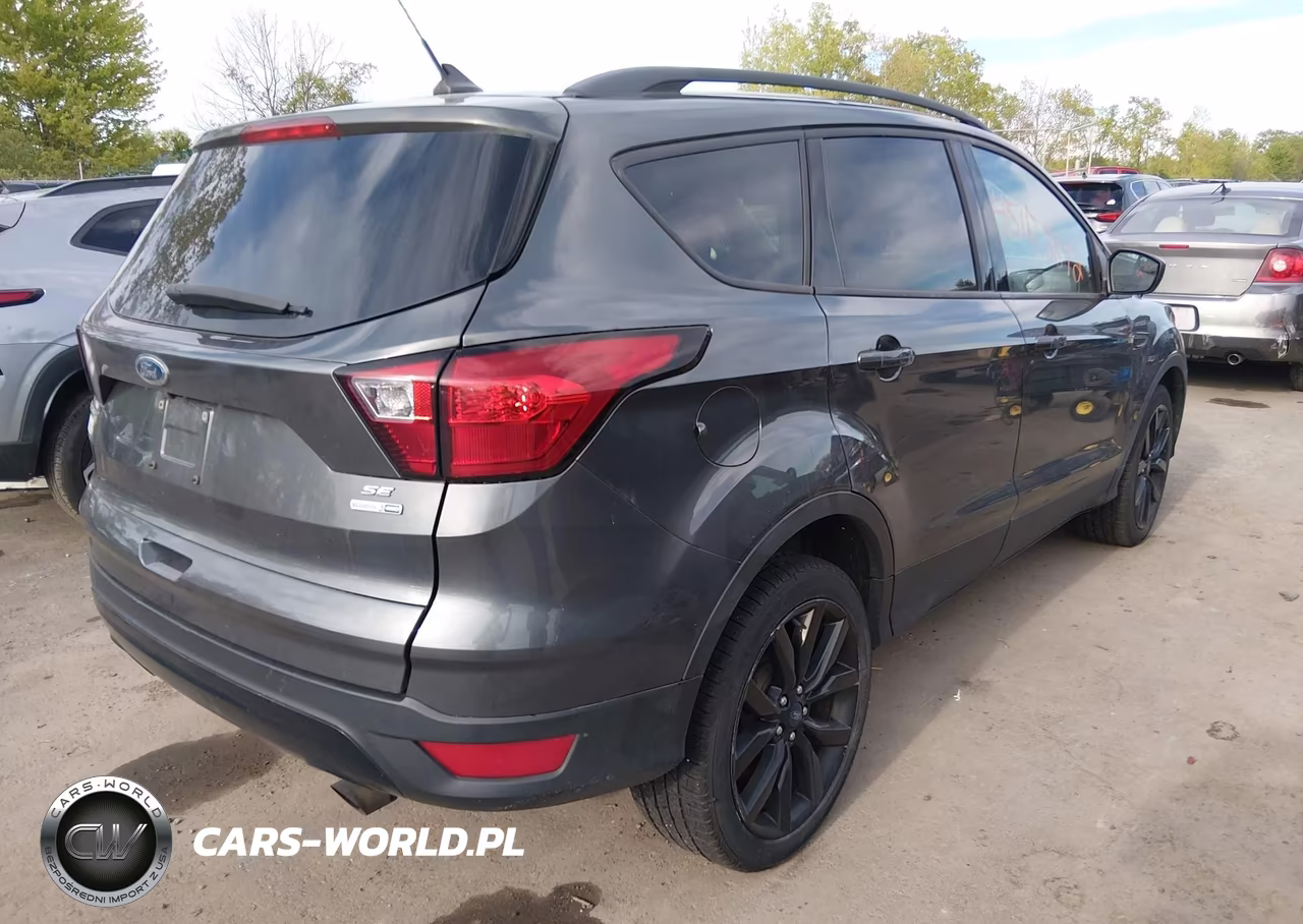 2019 Ford Escape Se VIN:1FMCU9GD0KUC06411 - 4