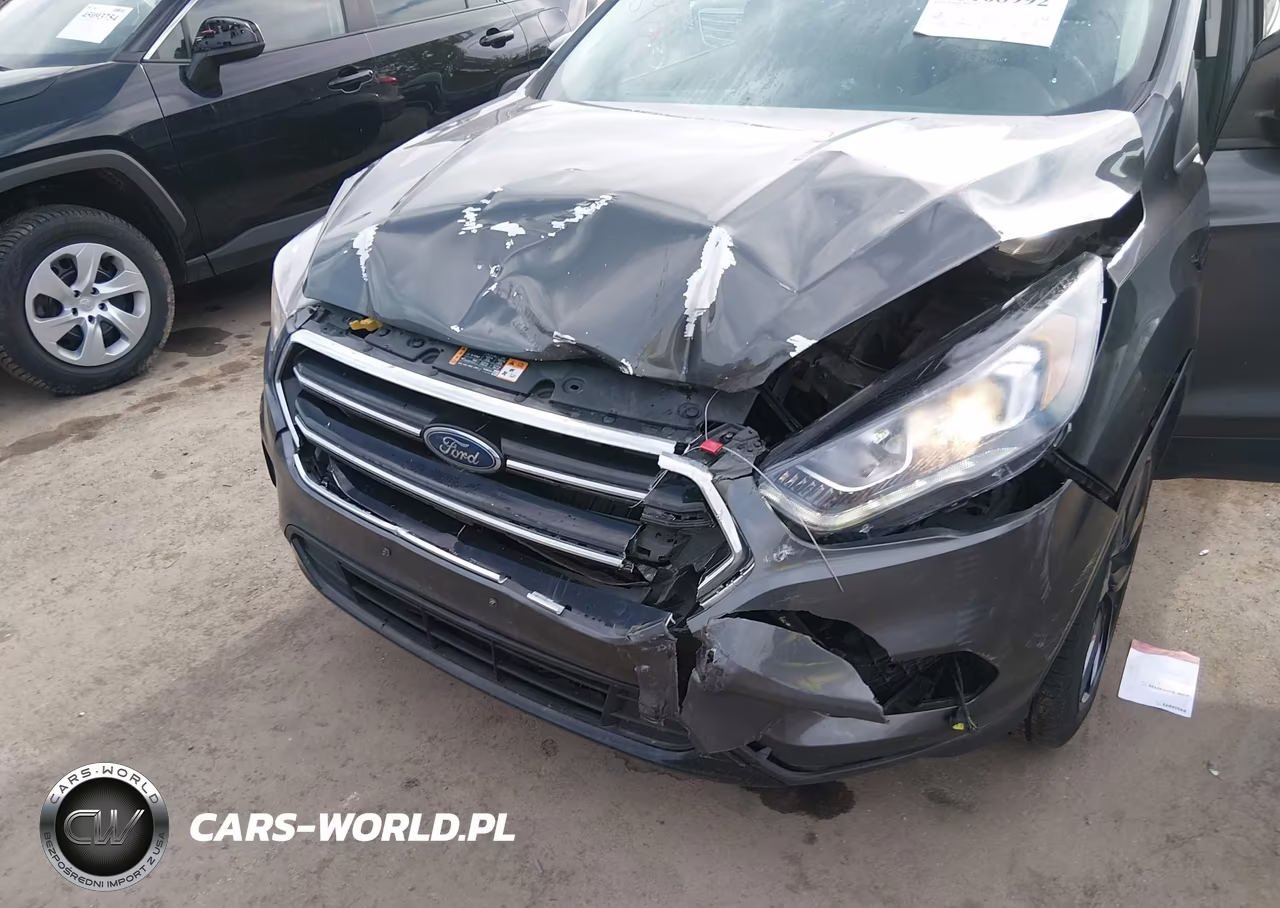 2019 Ford Escape Se VIN:1FMCU9GD0KUC06411 - 6