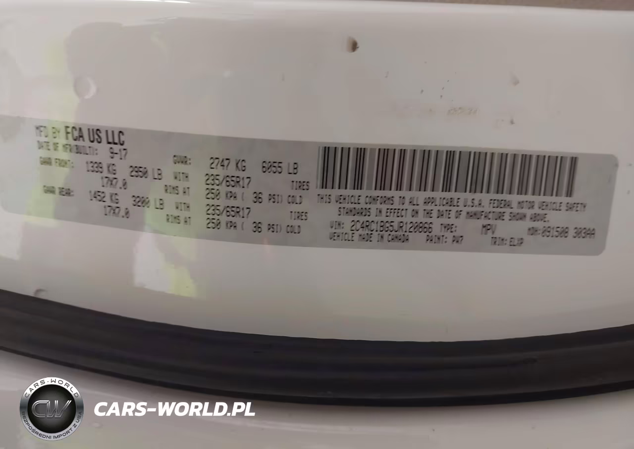 2018 Chrysler Pacifica Touring L VIN:2C4RC1BG5JR120866 - 9