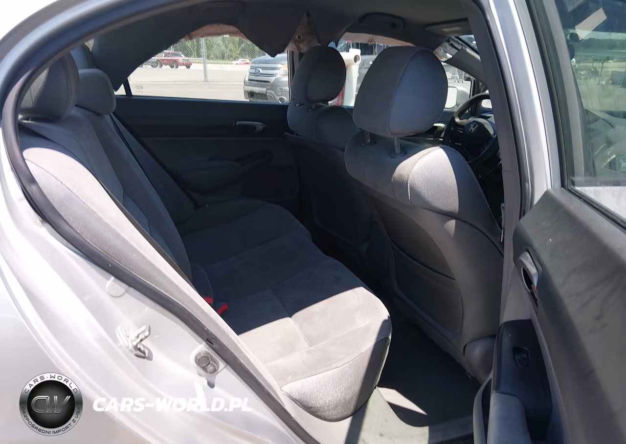 2007 Honda Civic Lx VIN:1HGFA165X7L058904 - 8