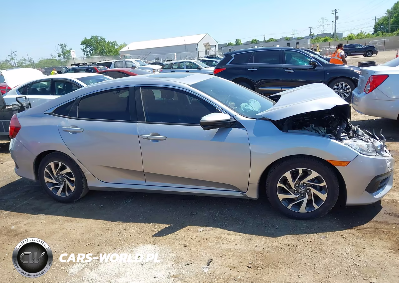 2018 Honda Civic Ex VIN:2HGFC2F75JH533090 - 13