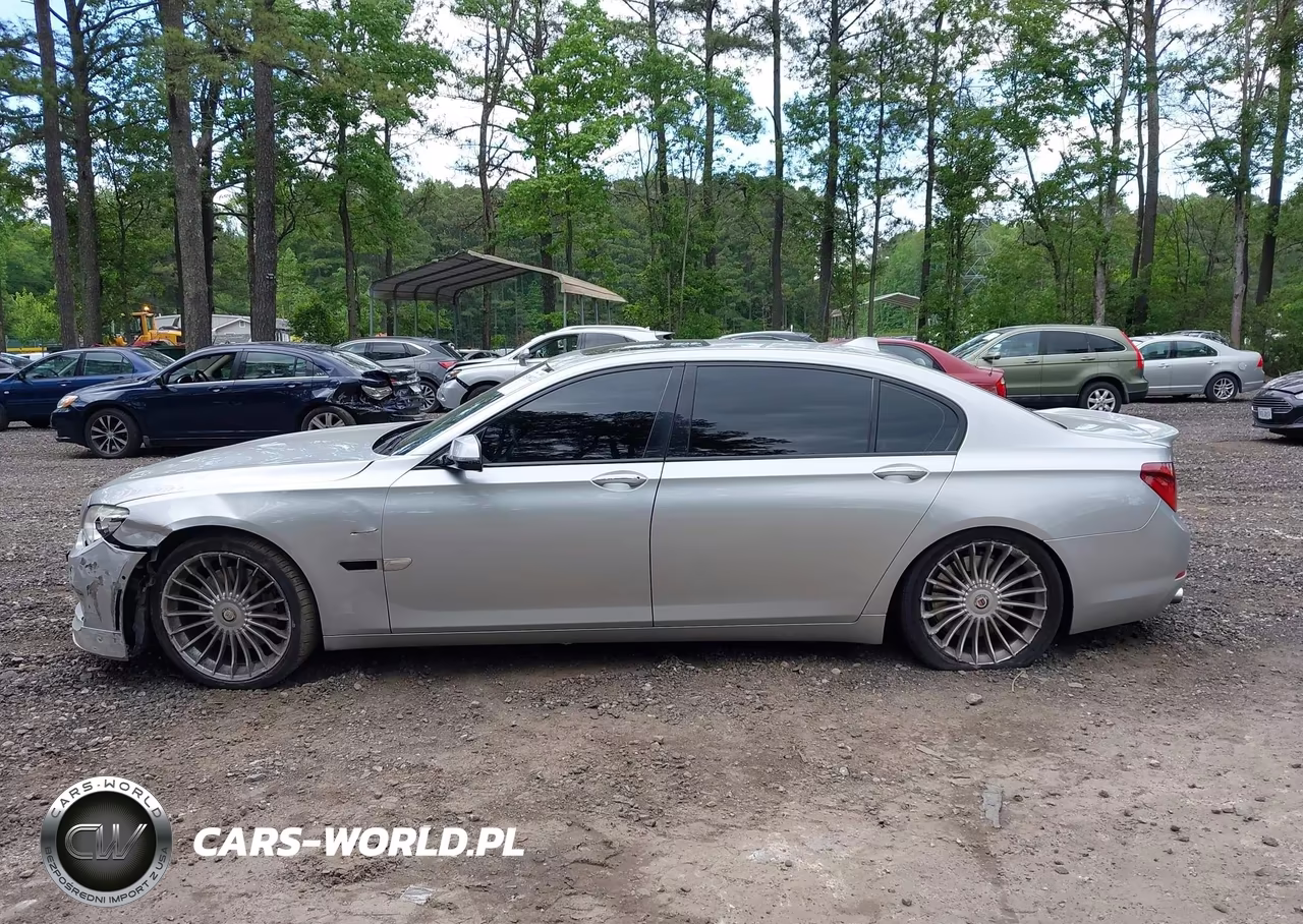 2013 BMW 750Li VIN:WBAYE8C58DDS15910 - 13