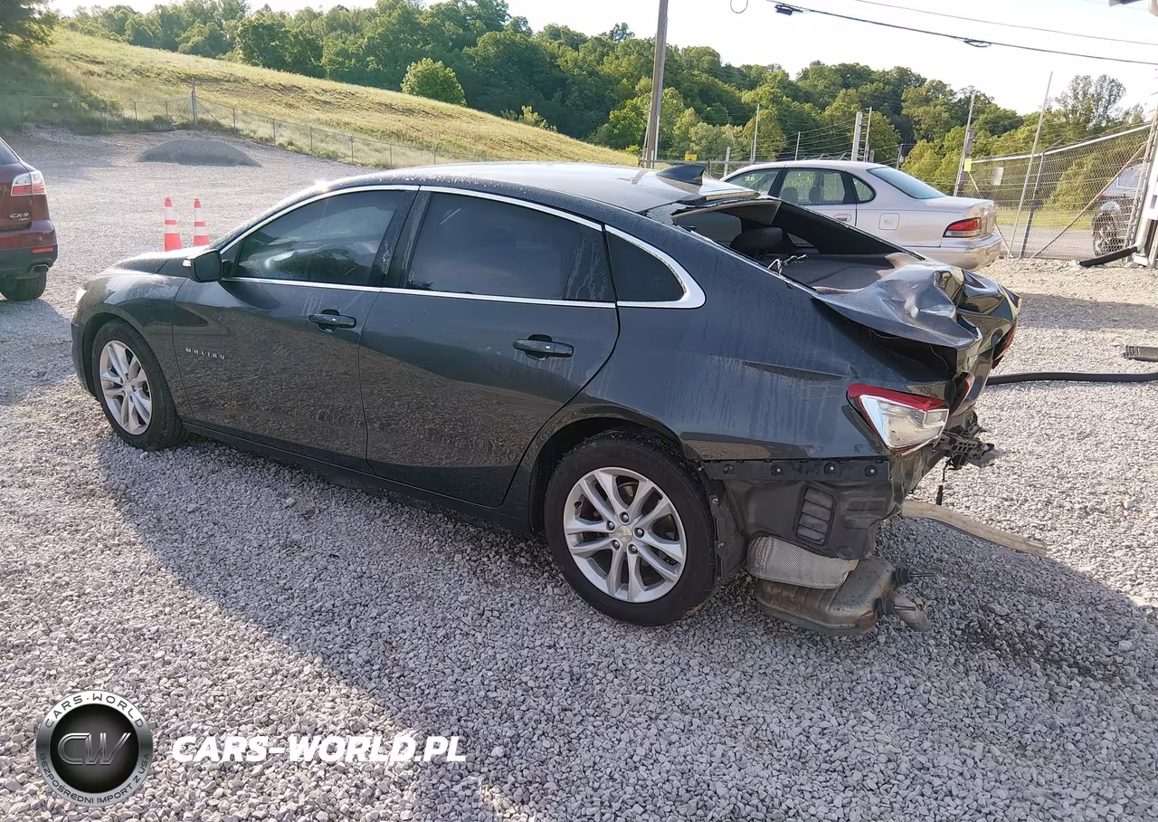 2018 Chevrolet Malibu Lt VIN:1G1ZD5ST8JF221899 - 3