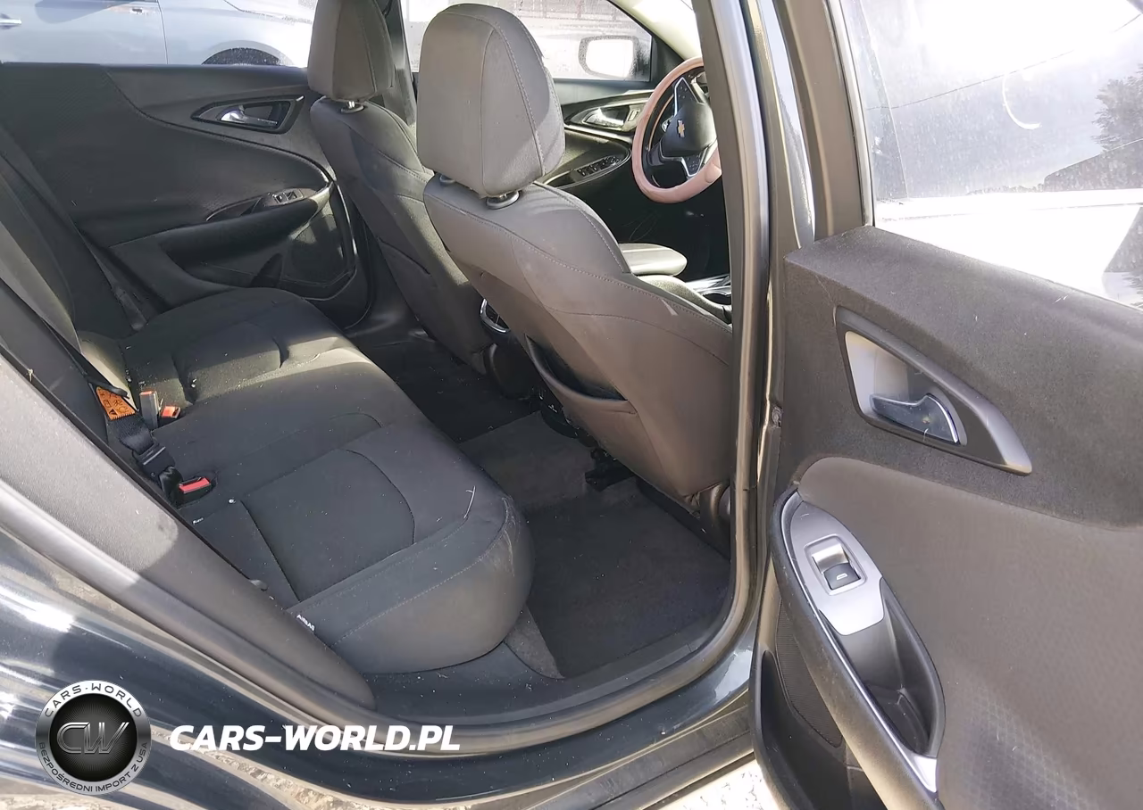2018 Chevrolet Malibu Lt VIN:1G1ZD5ST8JF221899 - 8
