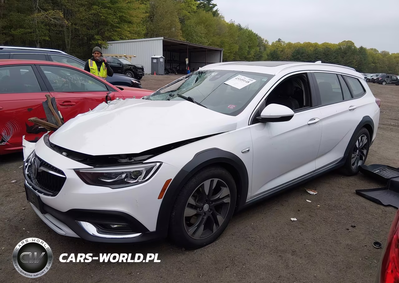 2018 Buick Regal Tourx Essence VIN:W04GV8SX4J1103257 - 2