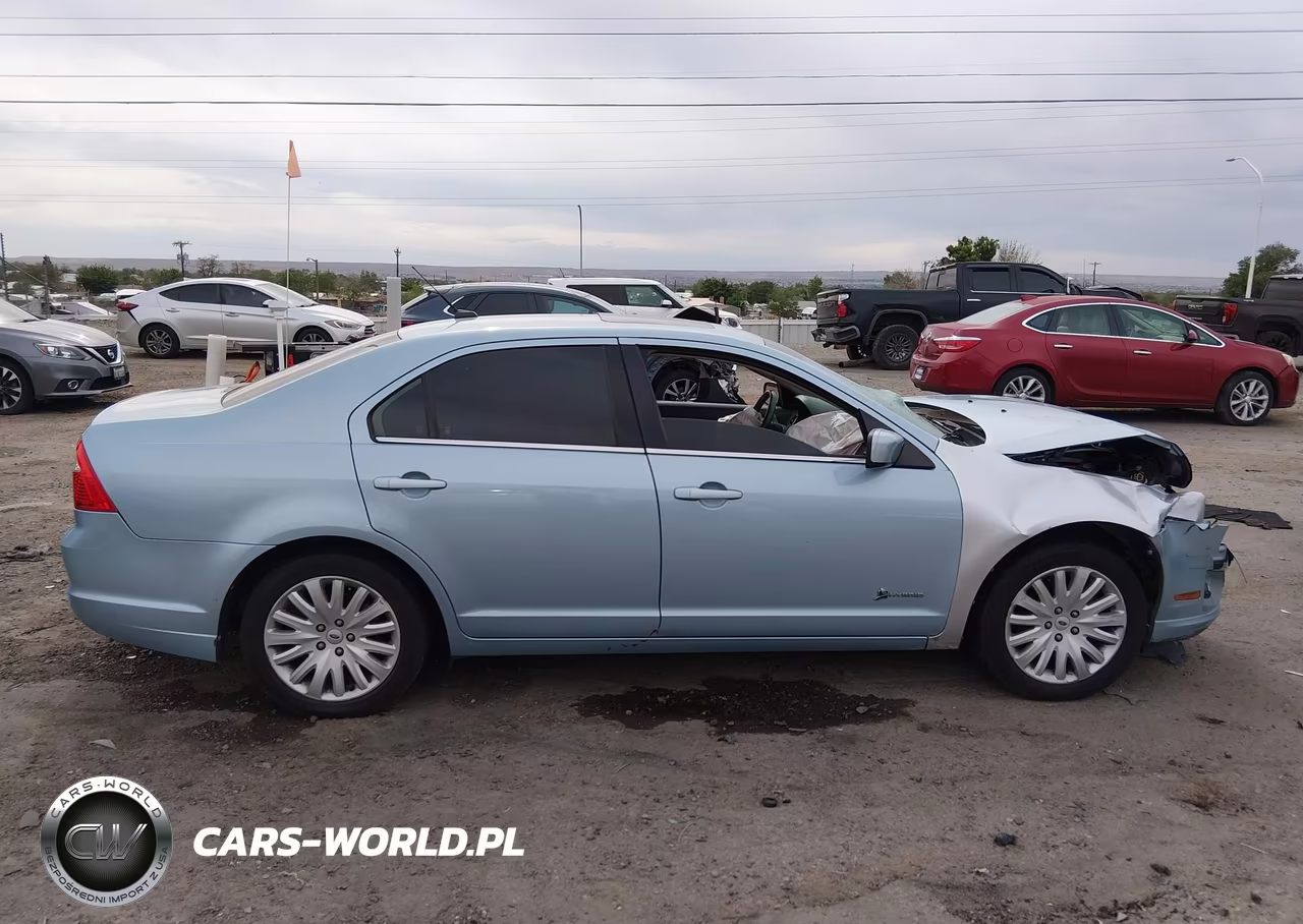 2010 Ford Fusion Hybrid VIN:3FADP0L37AR270773 - 12