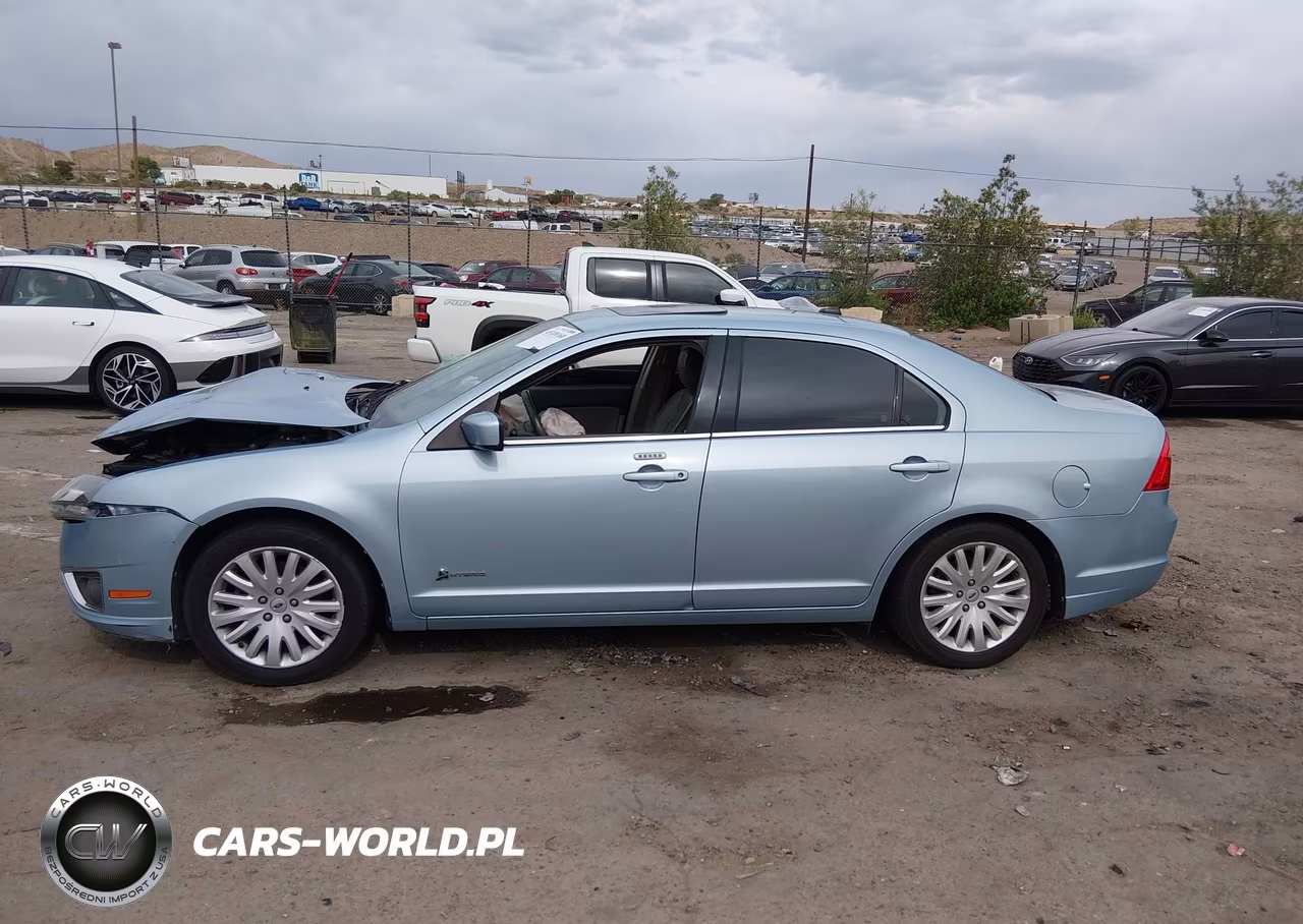 2010 Ford Fusion Hybrid VIN:3FADP0L37AR270773 - 13