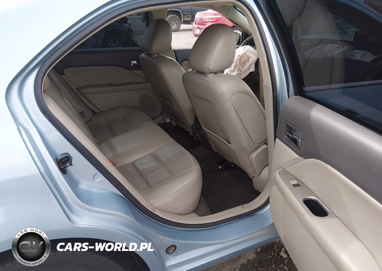 2010 Ford Fusion Hybrid VIN:3FADP0L37AR270773 - 8