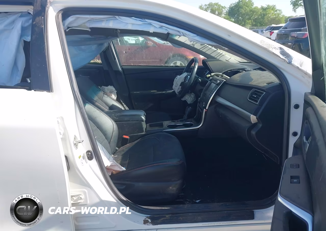 2016 Toyota Camry Se VIN:4T1BF1FK9GU212836 - 5