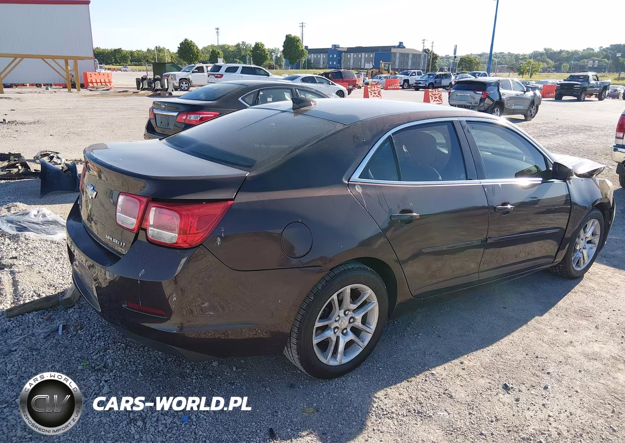 2015 Chevrolet Malibu 1Lt VIN:1G11C5SL8FF164854 - 4