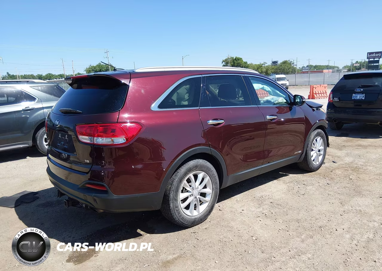 2017 Kia Sorento 3.3L Lx VIN:5XYPGDA59HG250015 - 4