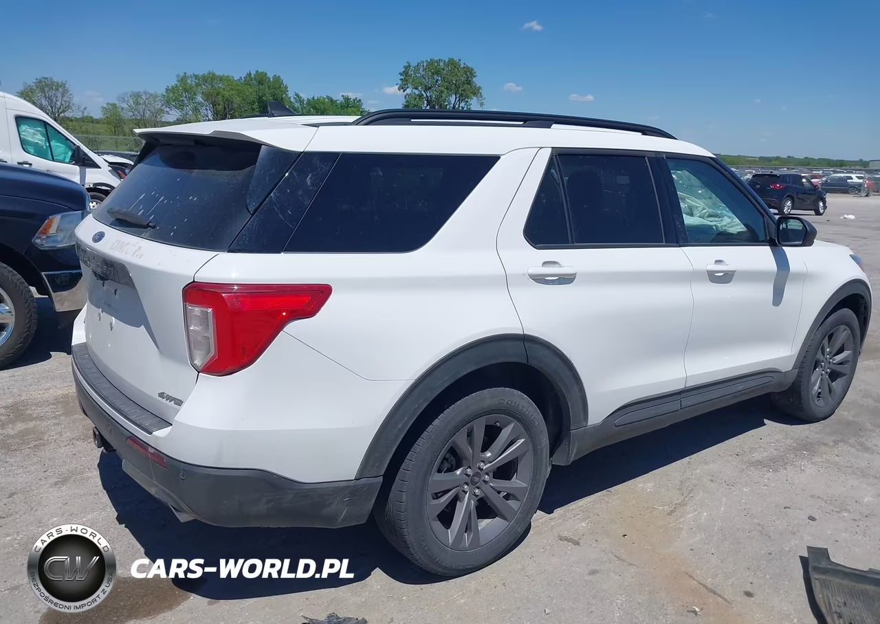 2021 Ford Explorer Xlt VIN:1FMSK8DH7MGB79289 - 4