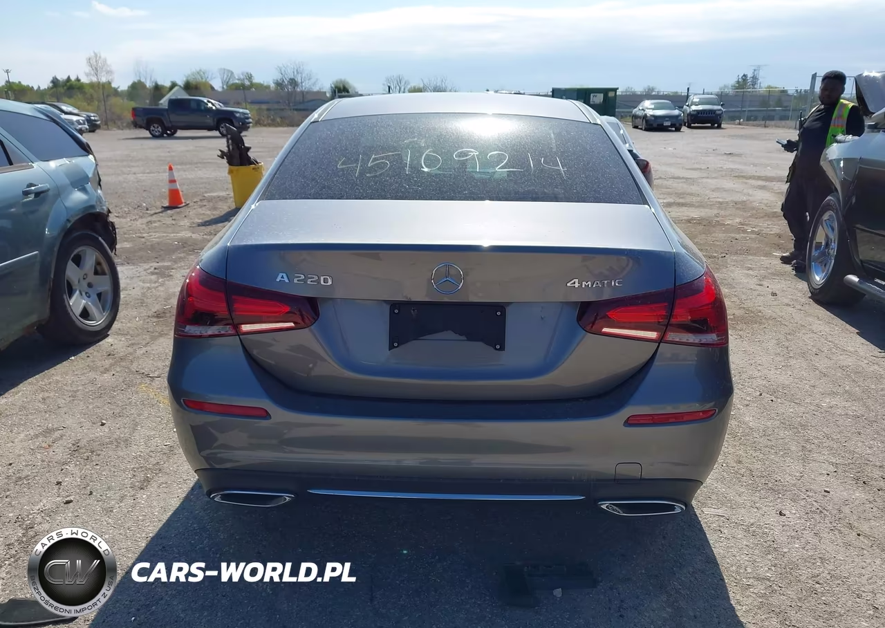 2021 Mercedes-Benz A 220 4Matic VIN:W1K3G4FB6MJ274642 - 16