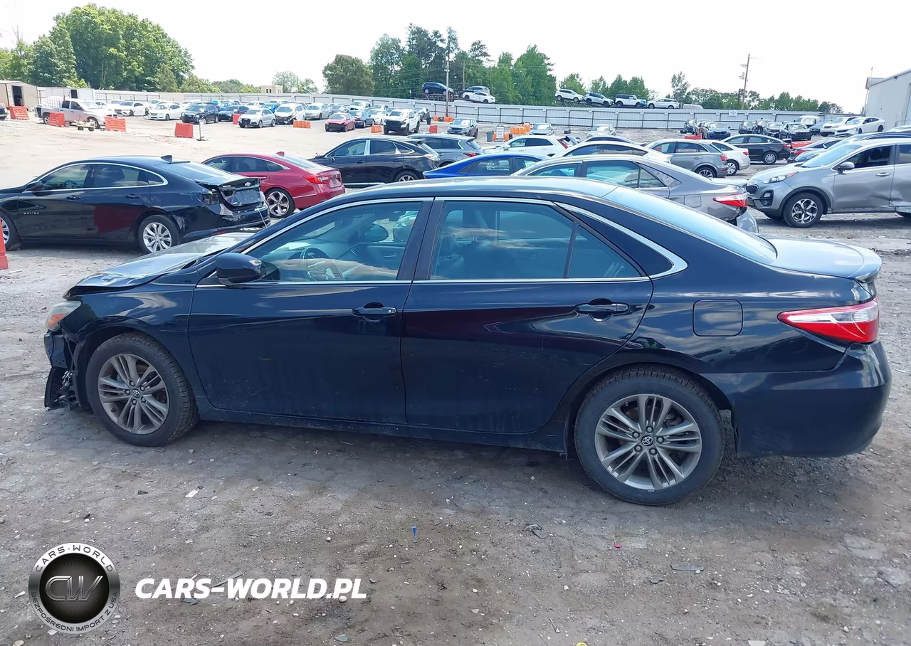 2017 Toyota Camry Se VIN:4T1BF1FK7HU704380 - 14
