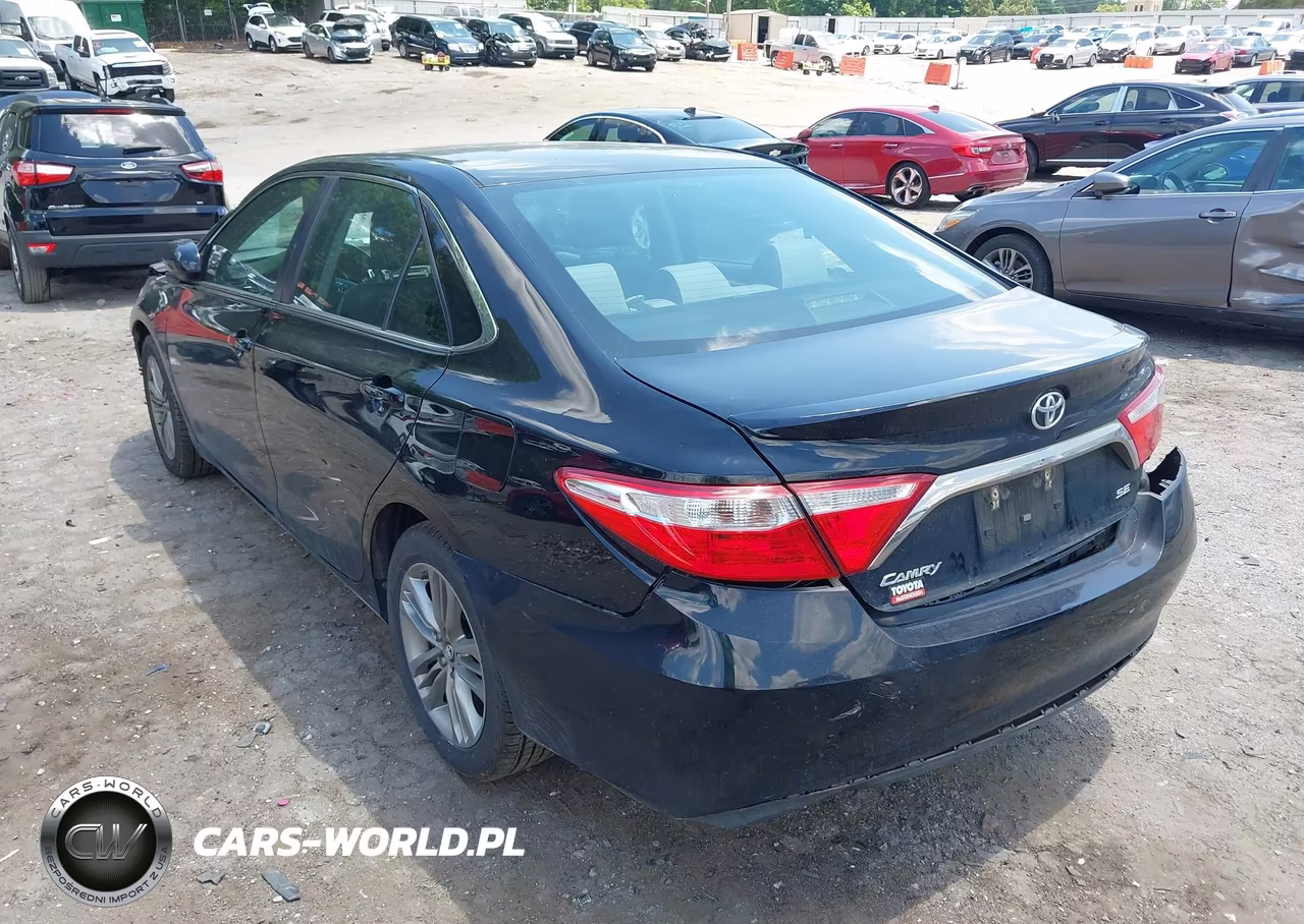 2017 Toyota Camry Se VIN:4T1BF1FK7HU704380 - 3