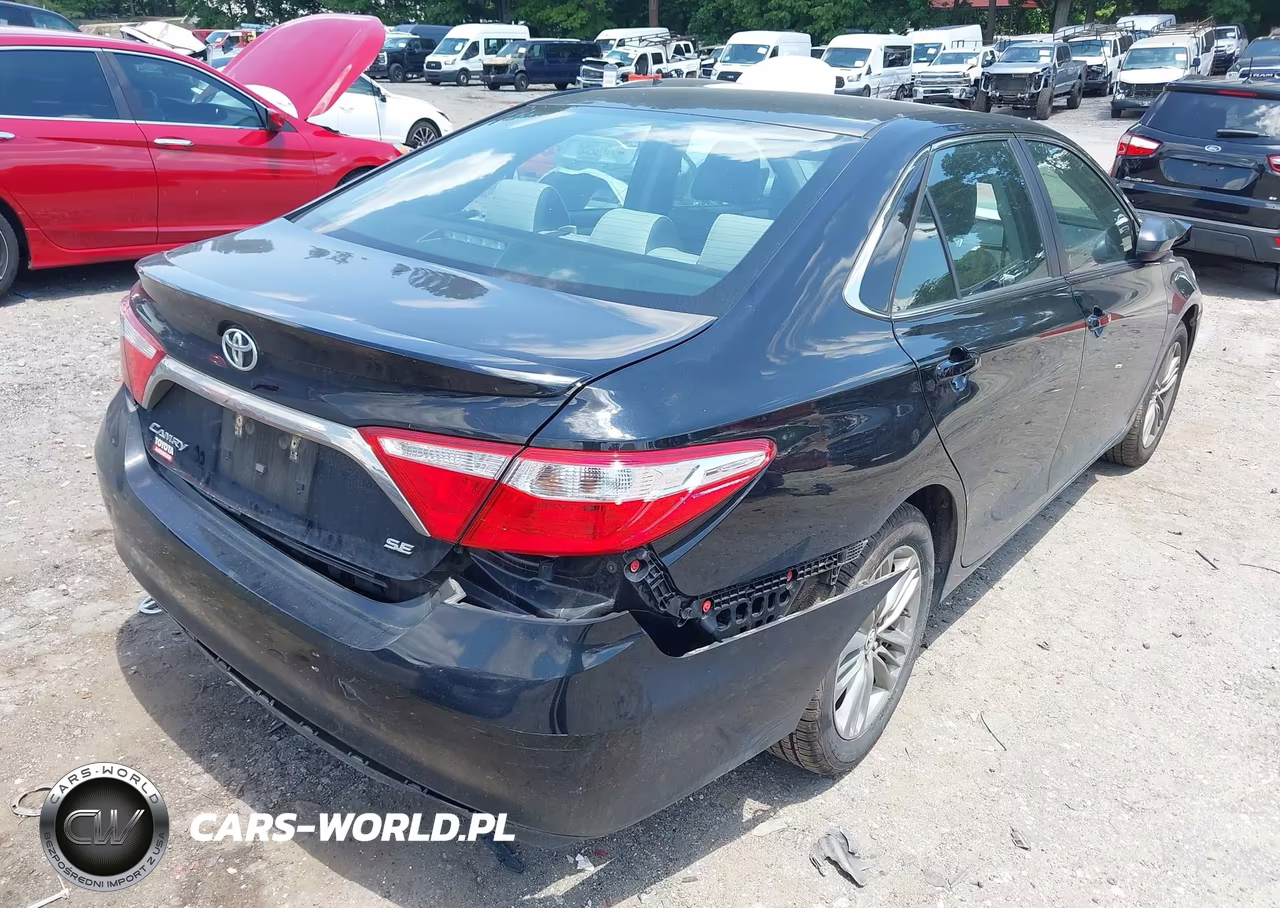 2017 Toyota Camry Se VIN:4T1BF1FK7HU704380 - 4