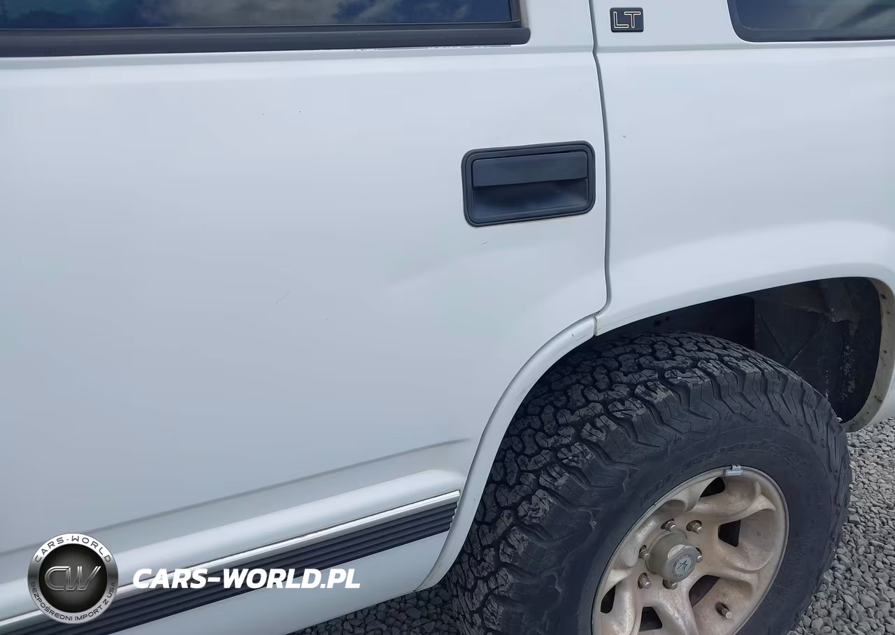 1997 Chevrolet Tahoe Ls VIN:1GNEK13R3VJ327291 - 13