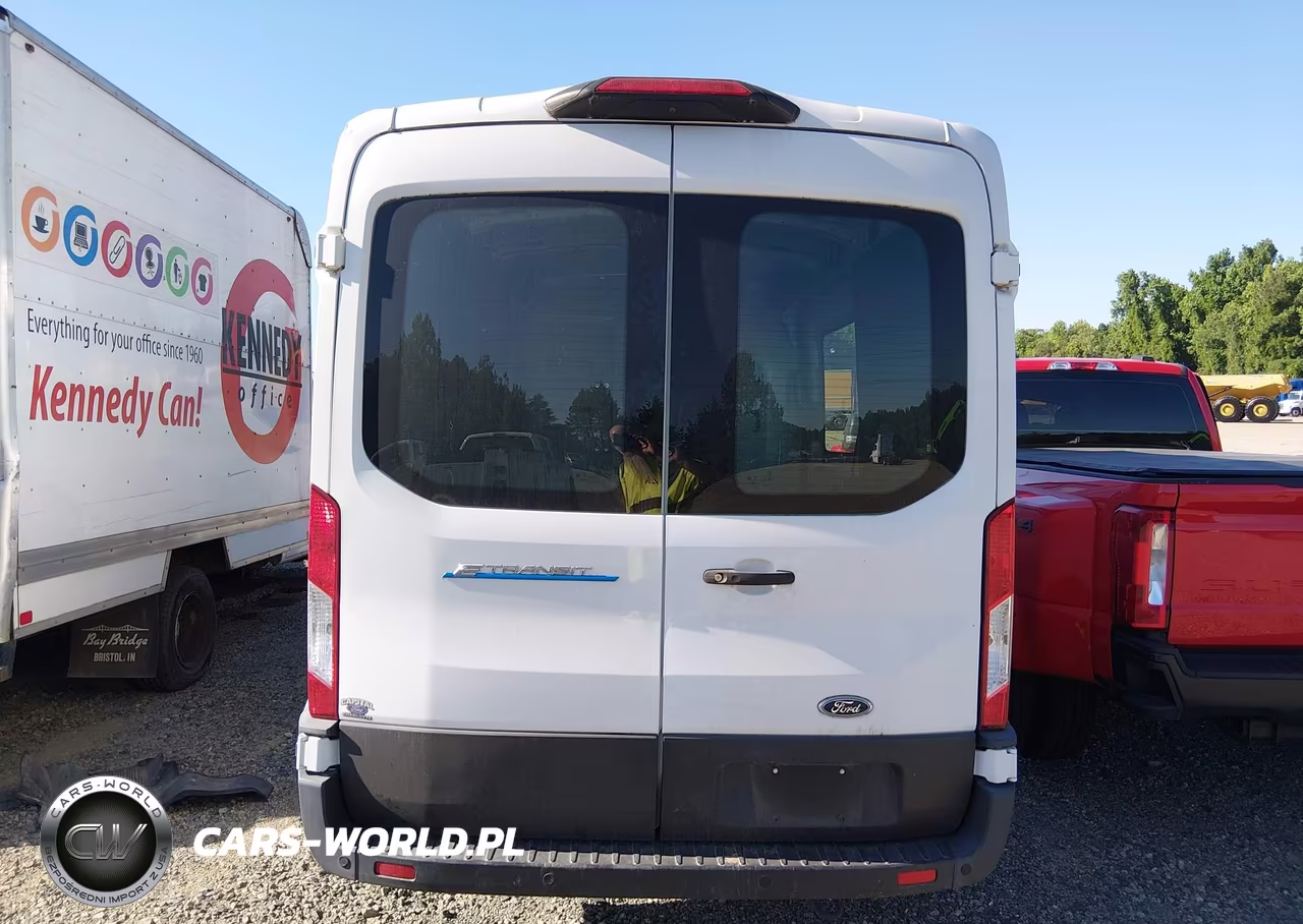 2022 Ford E-Transit-350 VIN:1FTBW9CK9NKA13544 - 16