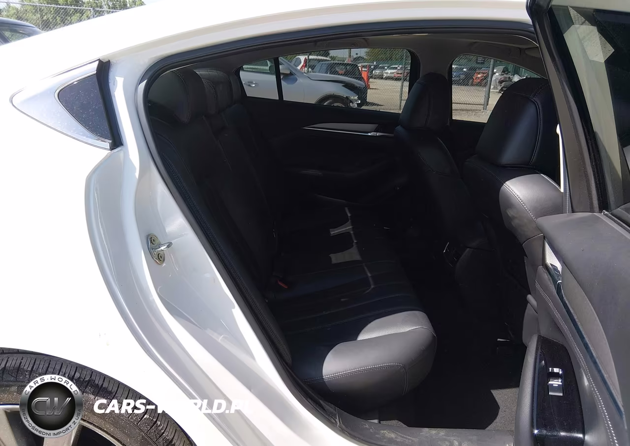 2021 Mazda Mazda6 Grand Touring VIN:JM1GL1TY5M1606620 - 8