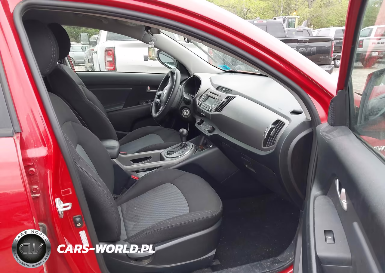 2014 Kia Sportage Lx VIN:KNDPBCAC8E7550984 - 5