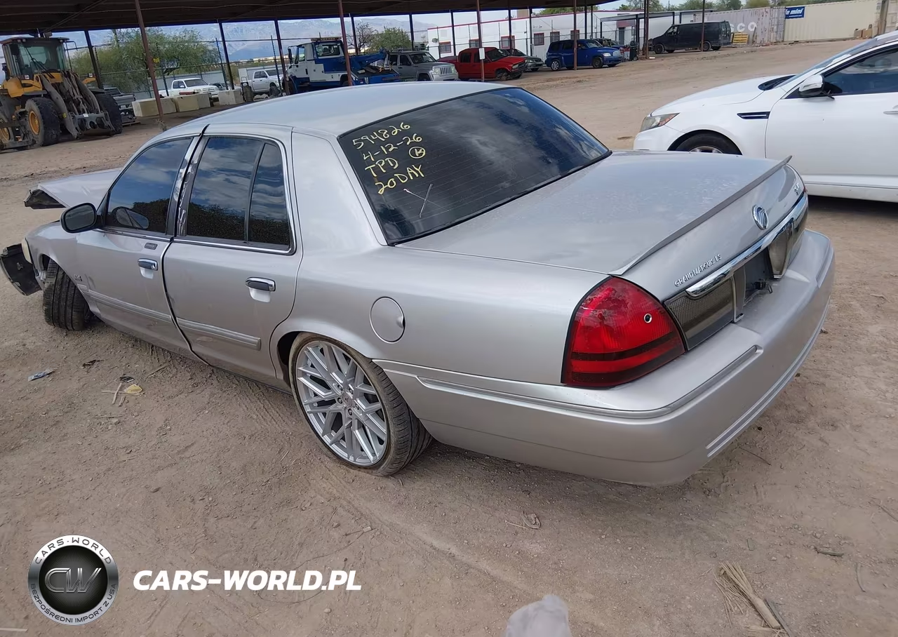 2010 Mercury Grand Marquis Ls (Fleet Only) VIN:2MEBM7FV5AX612558 - 3