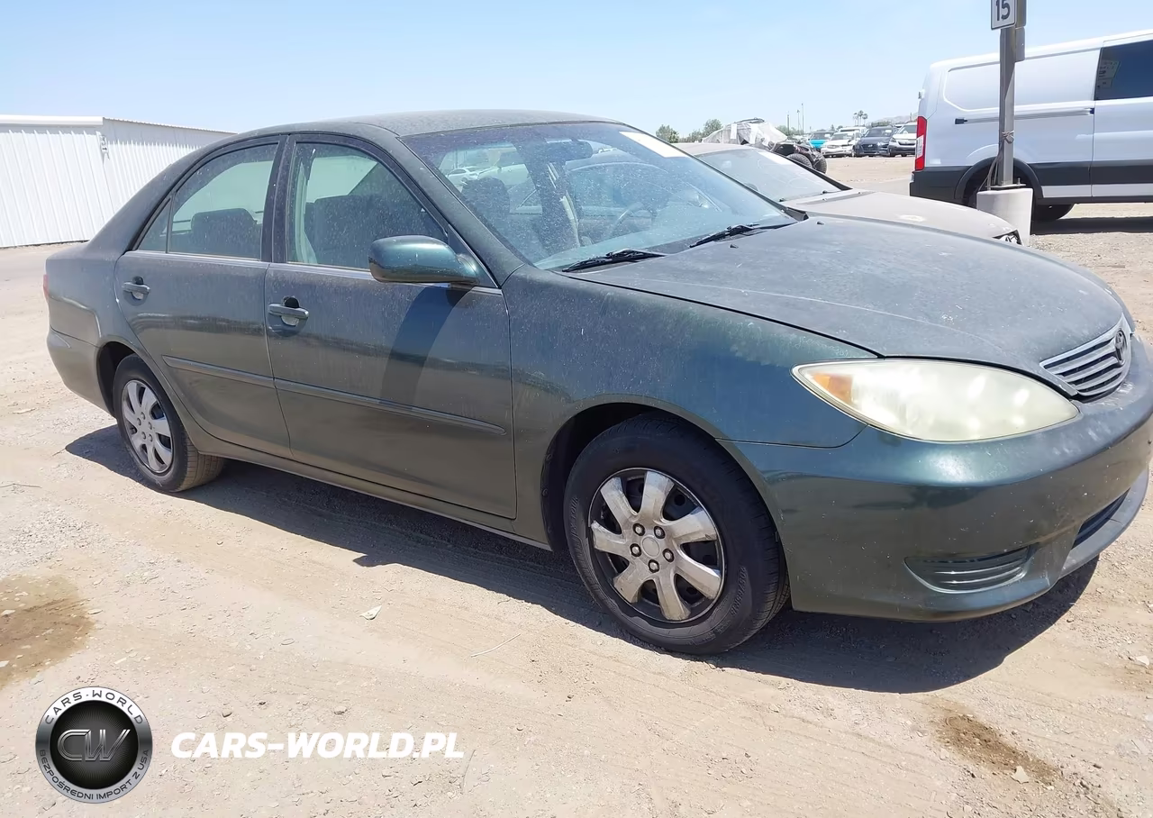 2005 Toyota Camry Le