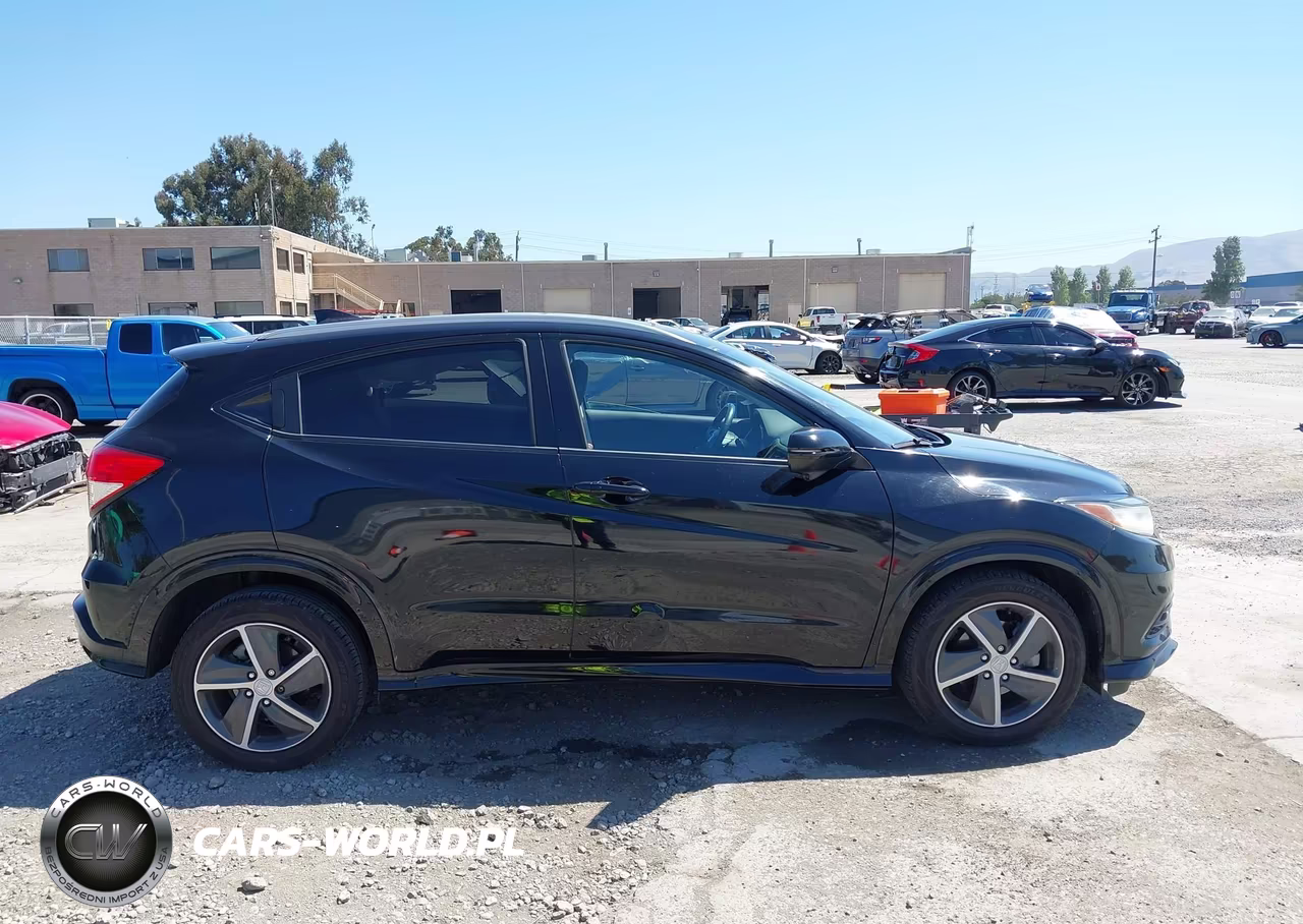 2019 Honda Hr-V Touring VIN:3CZRU6H97KM720293 - 13