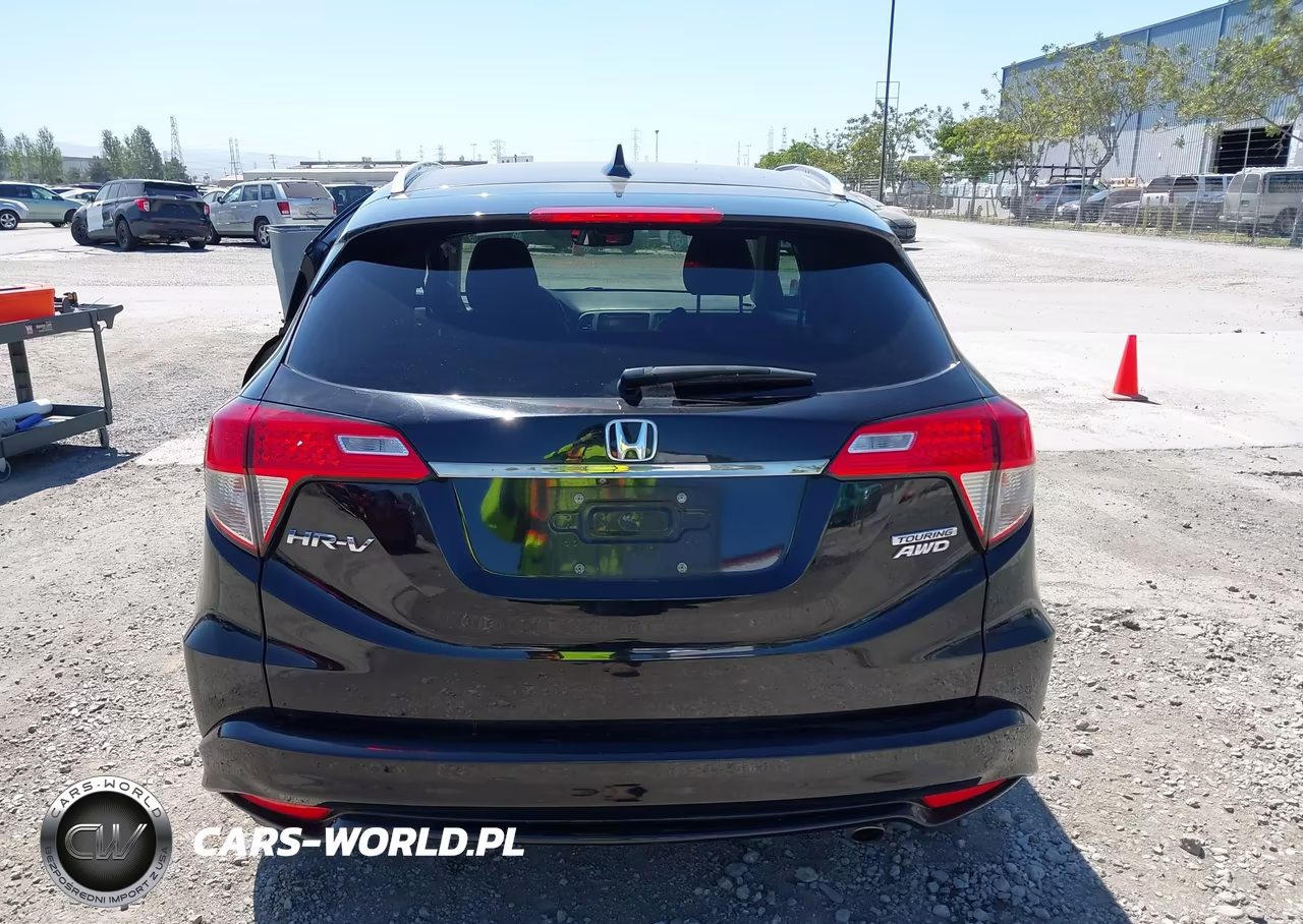 2019 Honda Hr-V Touring VIN:3CZRU6H97KM720293 - 16