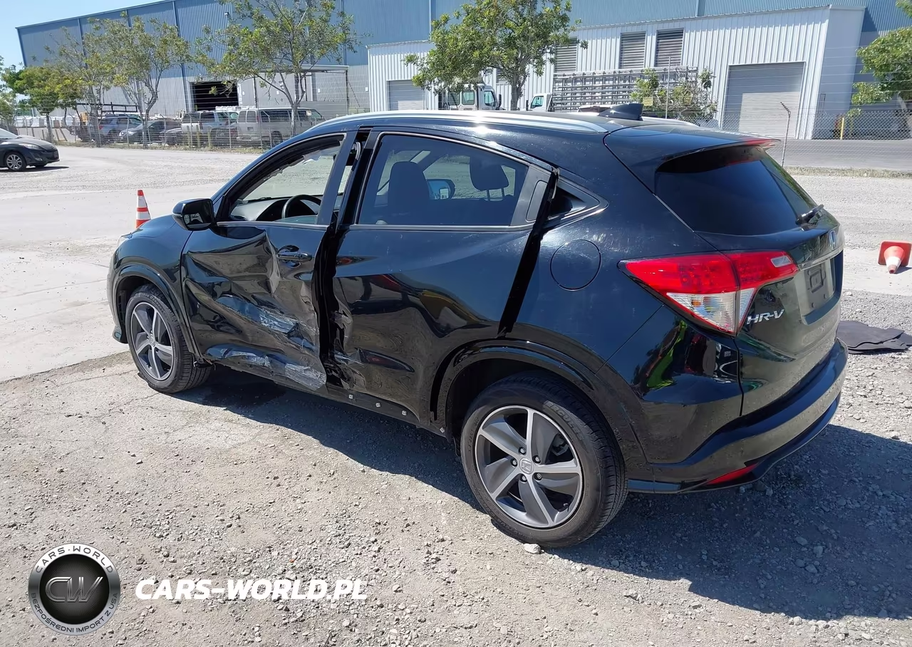 2019 Honda Hr-V Touring VIN:3CZRU6H97KM720293 - 3