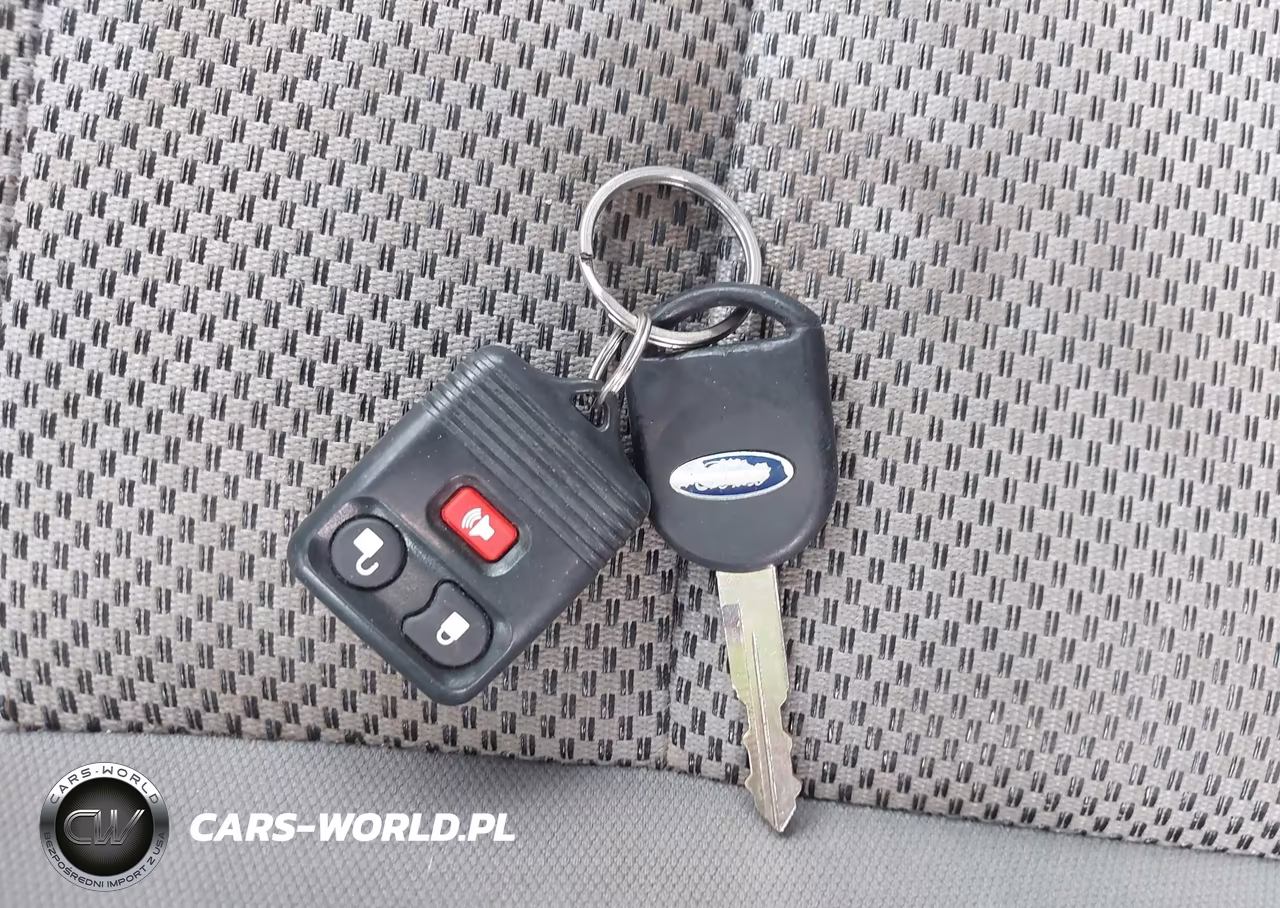 2005 Ford Escape Xlt VIN:1FMCU03195DA07093 - 11
