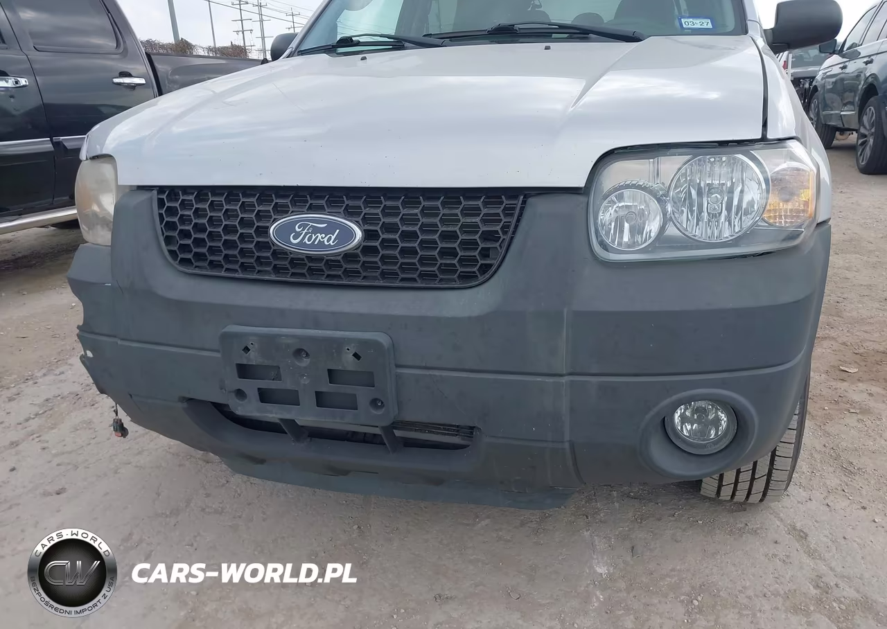 2005 Ford Escape Xlt VIN:1FMCU03195DA07093 - 13