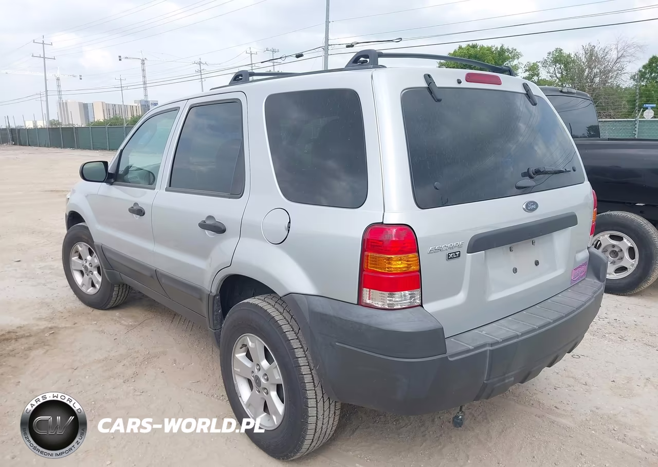 2005 Ford Escape Xlt VIN:1FMCU03195DA07093 - 3