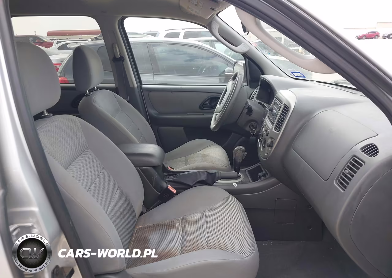 2005 Ford Escape Xlt VIN:1FMCU03195DA07093 - 5