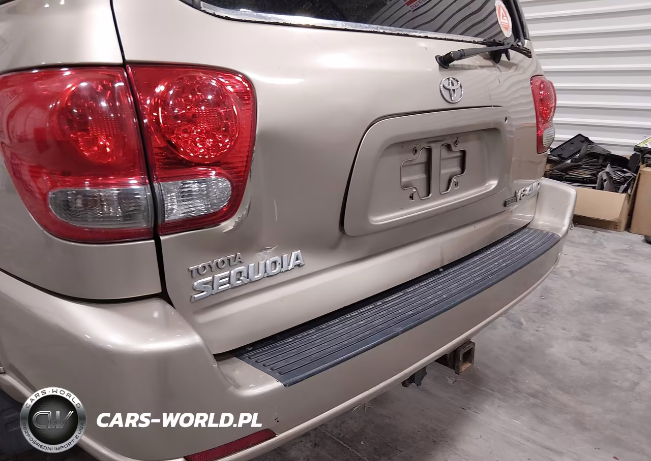 2005 Toyota Sequoia Limited V8 VIN:5TDBT48A55S237379 - 6