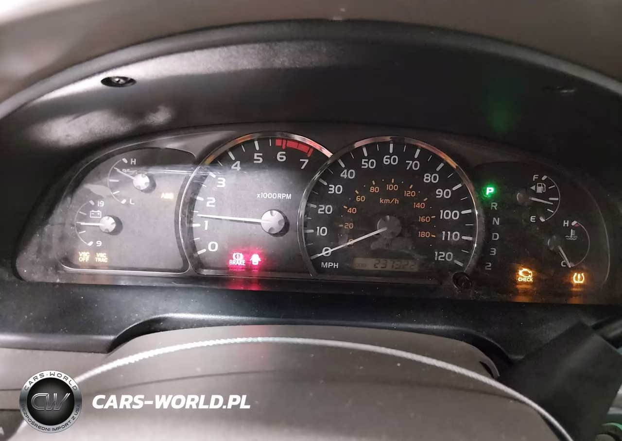 2005 Toyota Sequoia Limited V8 VIN:5TDBT48A55S237379 - 7