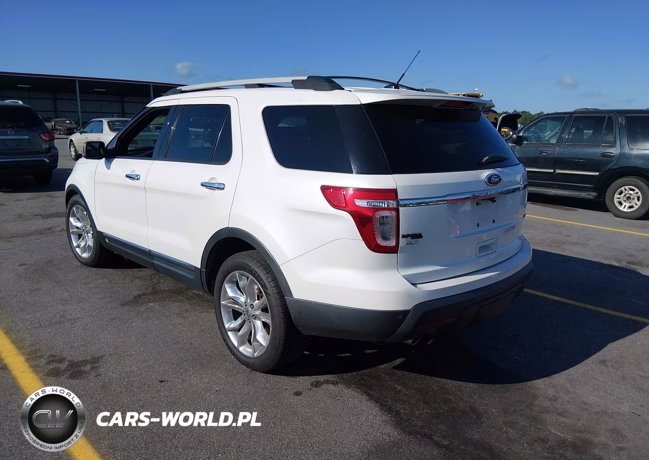 2011 Ford Explorer Xlt VIN:1FMHK8D8XBGA62930 - 3