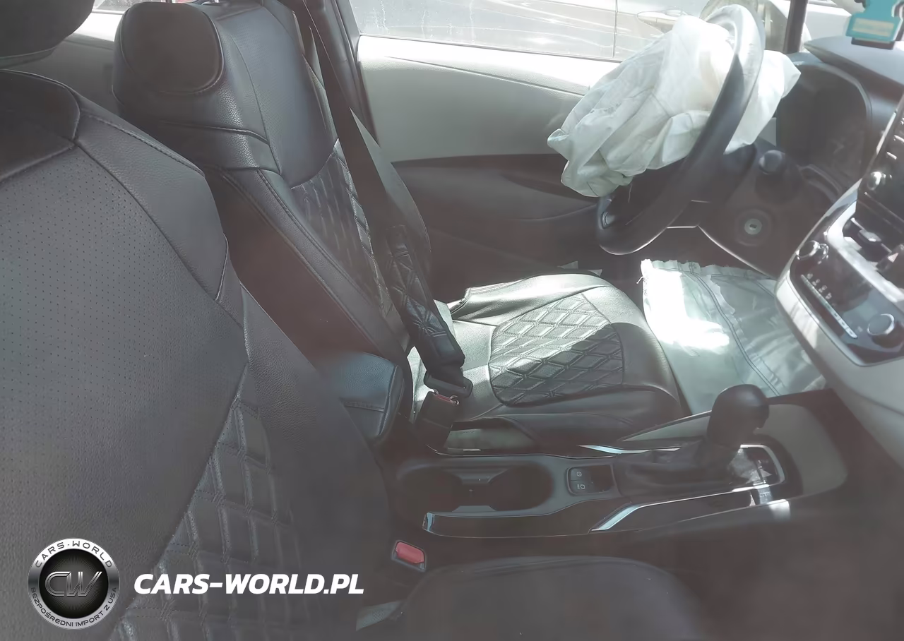 2020 Toyota Corolla L VIN:JTDDPRAE4LJ067257 - 5