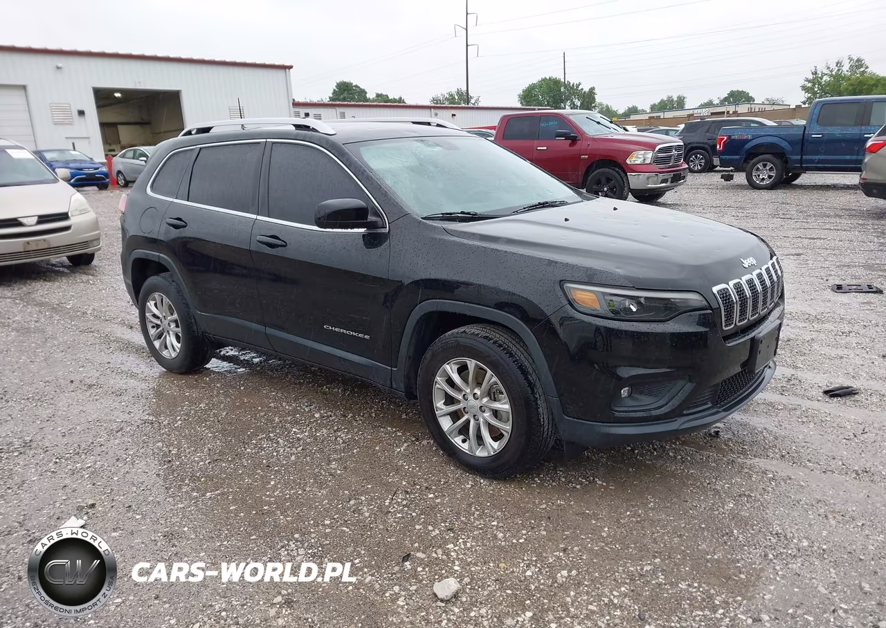 2019 Jeep Cherokee Latitude 4X4 – zdjęcie 1 z 16