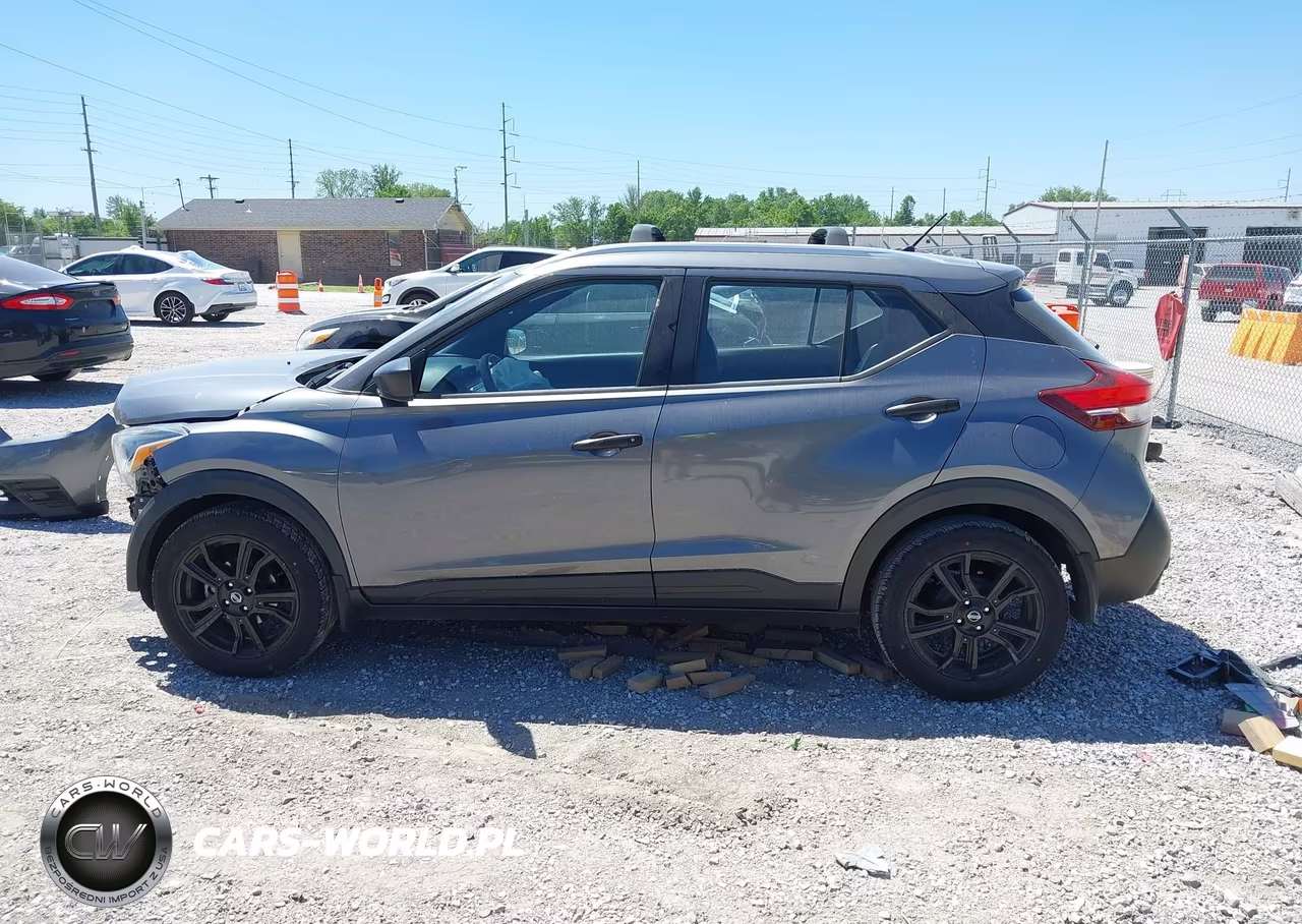 2019 Nissan Kicks S VIN:3N1CP5CU3KL531402 - 14