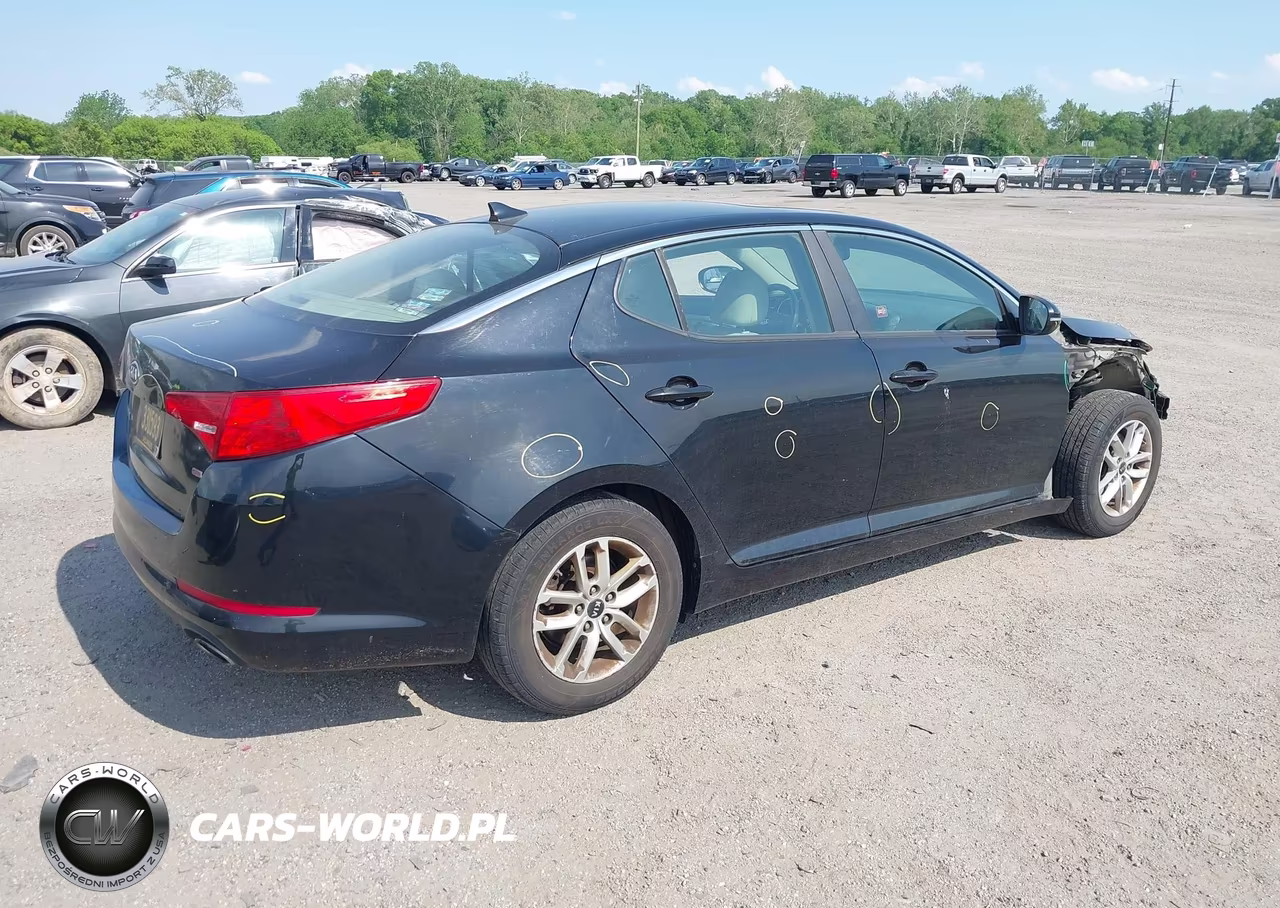 2011 Kia Optima Lx VIN:KNAGM4A75B5169696 - 4