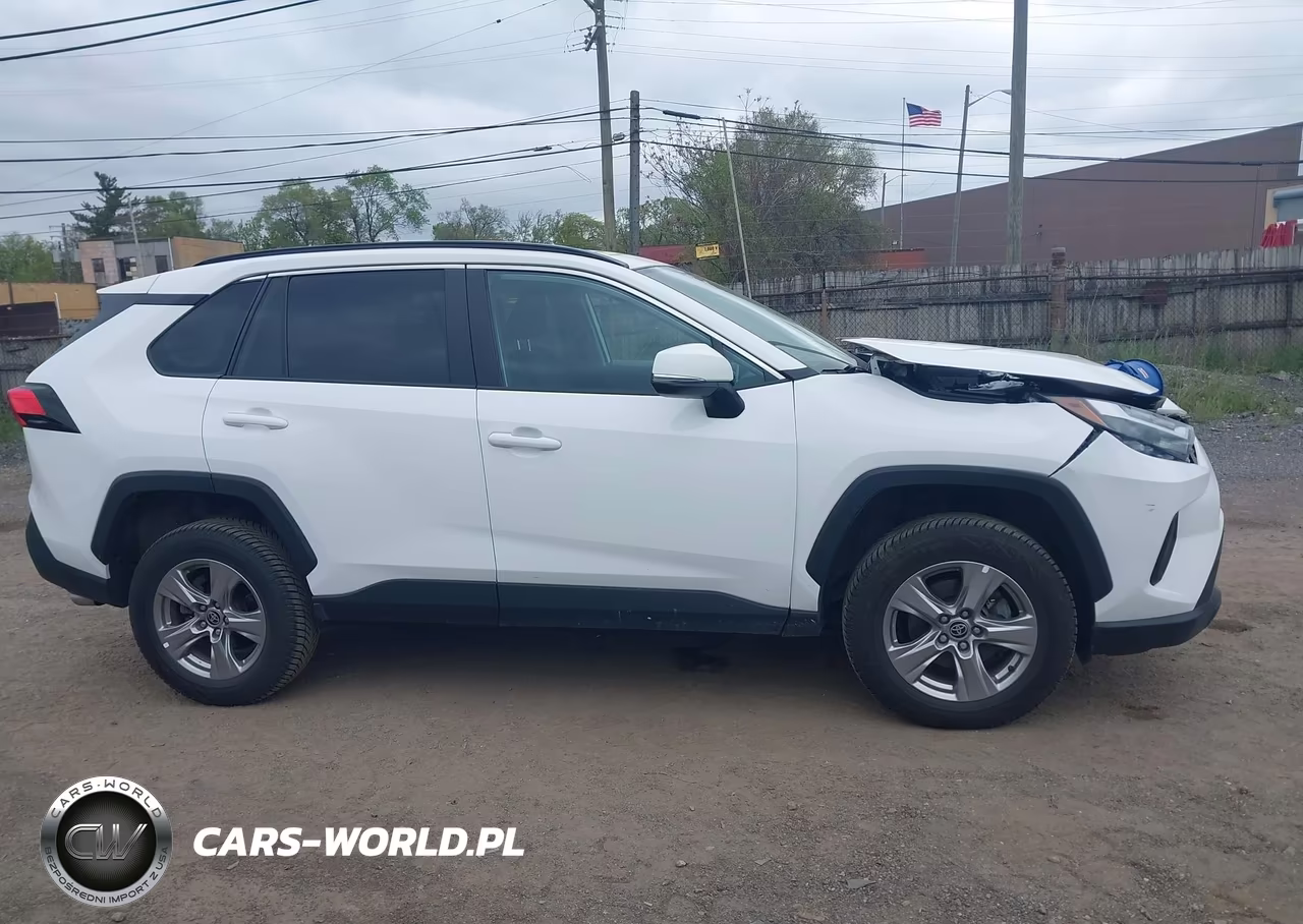 2023 Toyota Rav4 Xle VIN:2T3W1RFV4PC241047 - 13