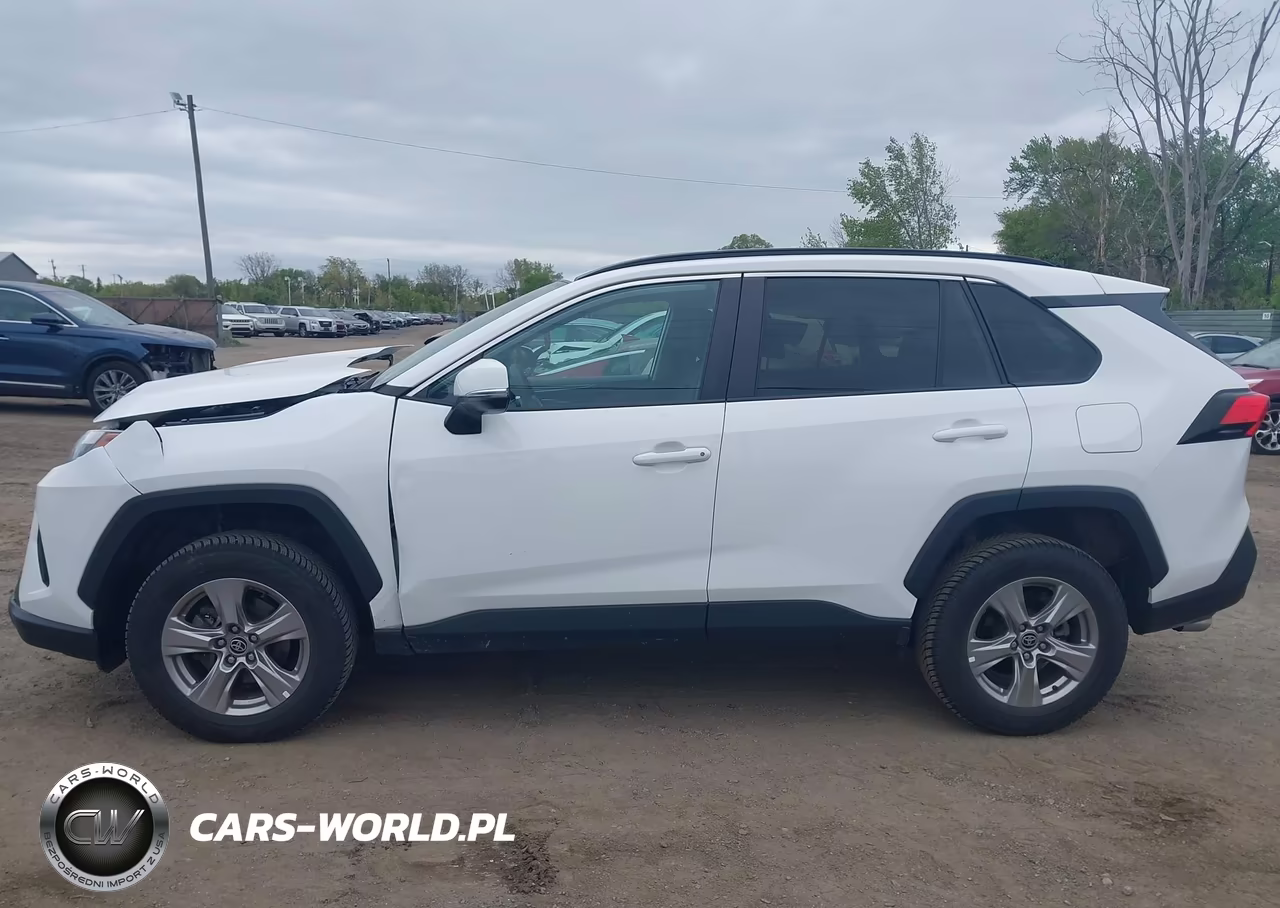 2023 Toyota Rav4 Xle VIN:2T3W1RFV4PC241047 - 14