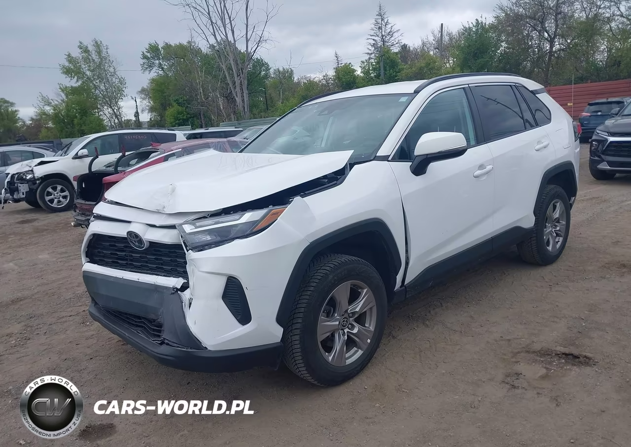 2023 Toyota Rav4 Xle VIN:2T3W1RFV4PC241047 - 2