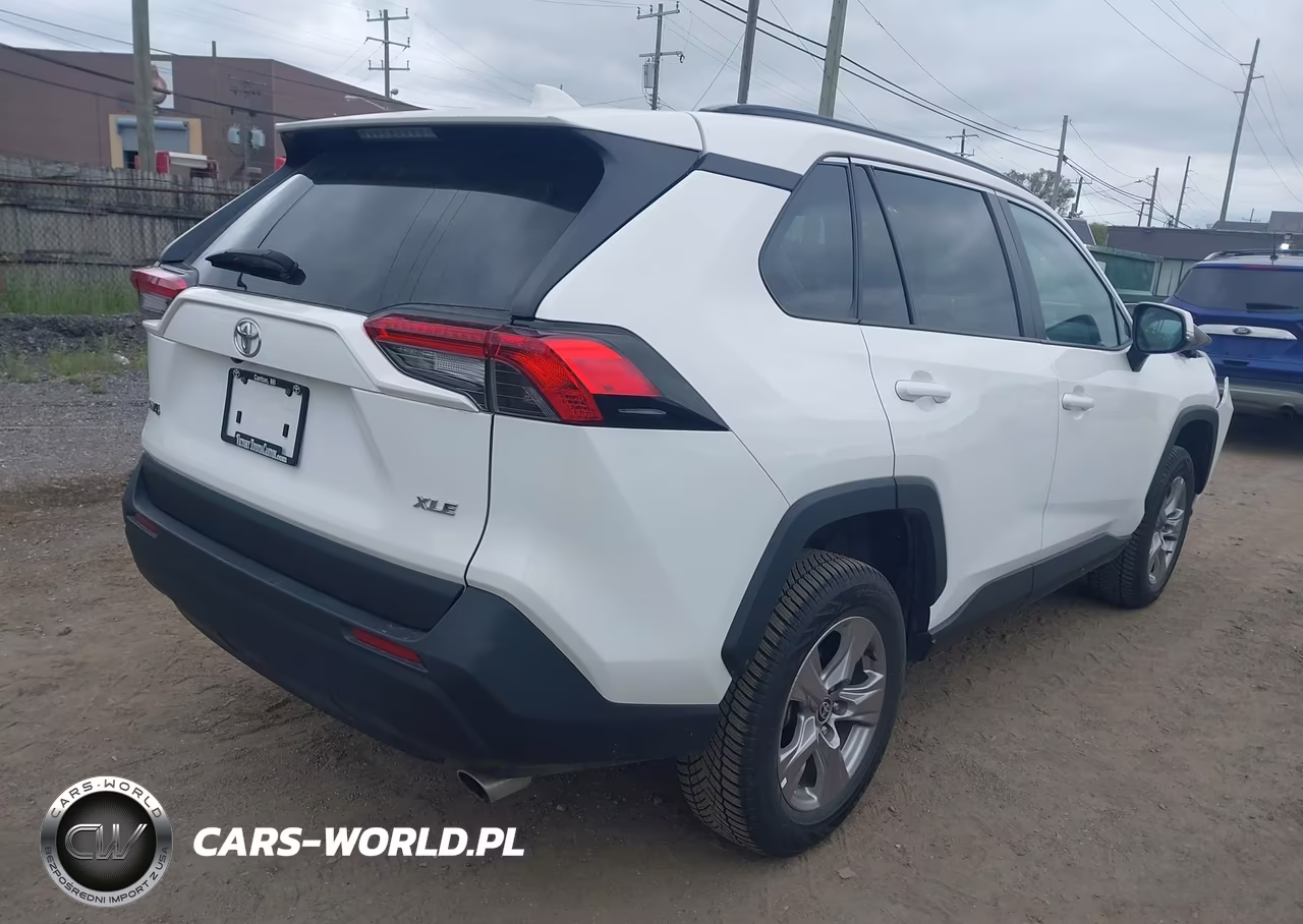 2023 Toyota Rav4 Xle VIN:2T3W1RFV4PC241047 - 4