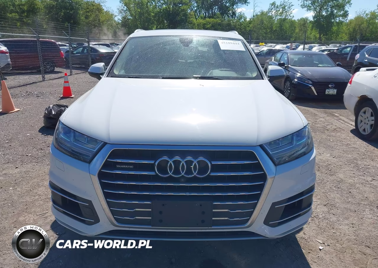 2017 Audi Q7 3.0T Premium VIN:WA1LAAF70HD022924 - 12