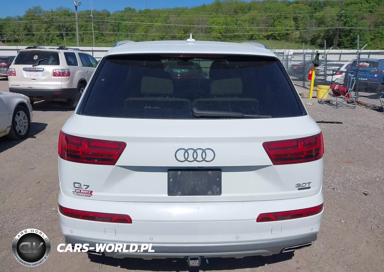 2017 Audi Q7 3.0T Premium VIN:WA1LAAF70HD022924 - 16
