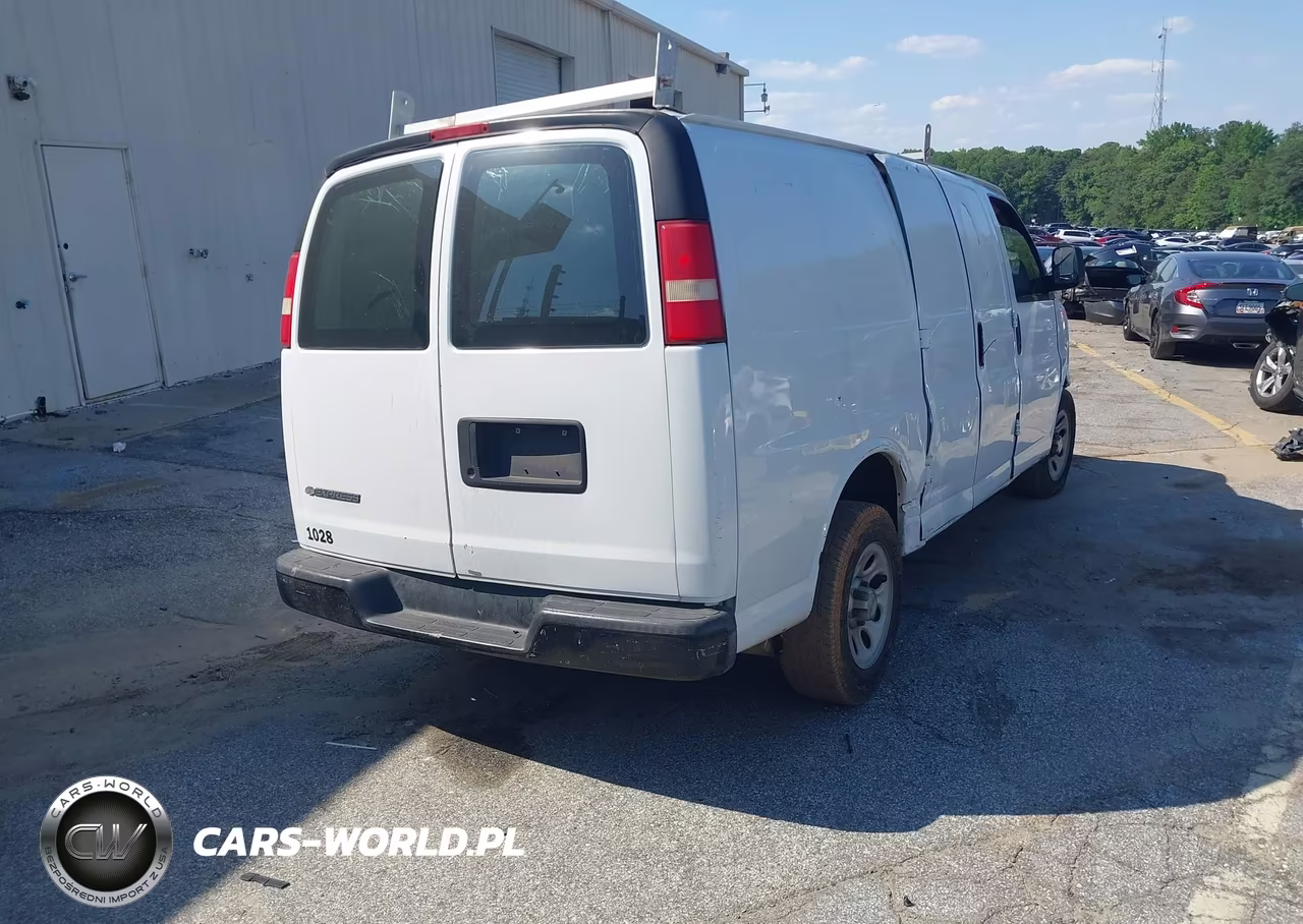 2009 Chevrolet Express 1500 Work Van VIN:1GCFG15X291114574 - 4
