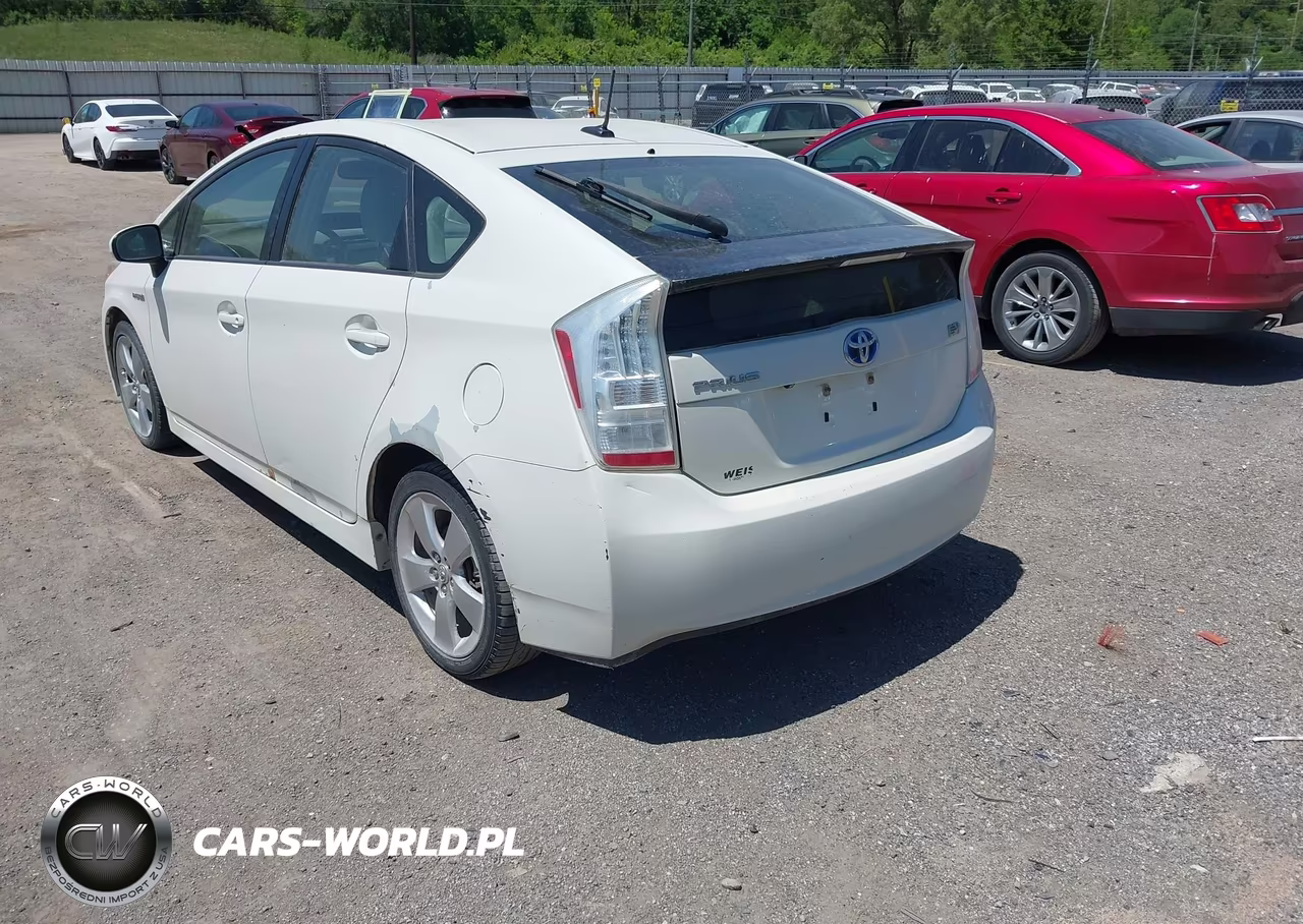 2010 Toyota Prius V VIN:JTDKN3DU8A0037310 - 3