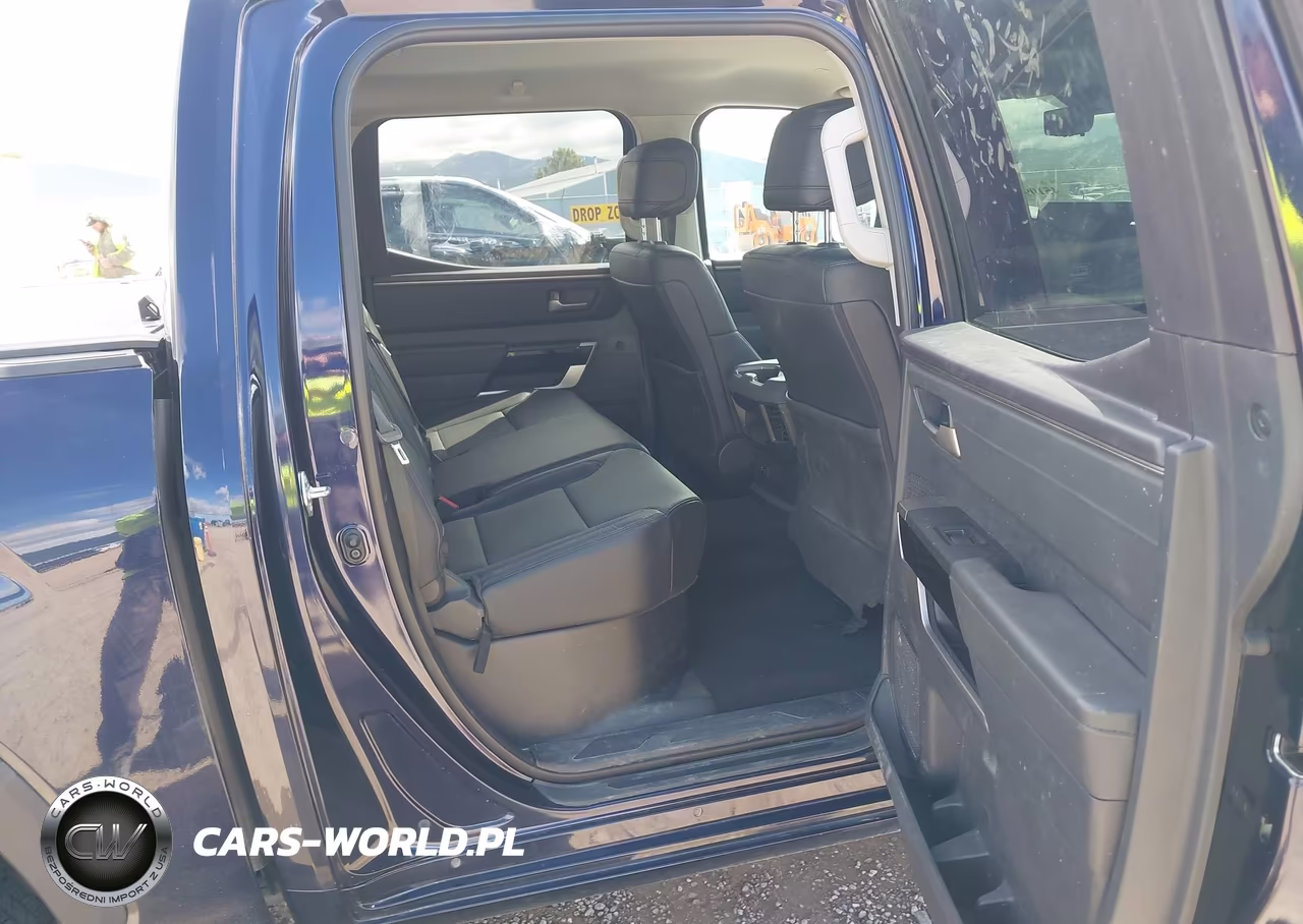 2024 Toyota Tundra Limited VIN:5TFWA5DB8RX131682 - 8